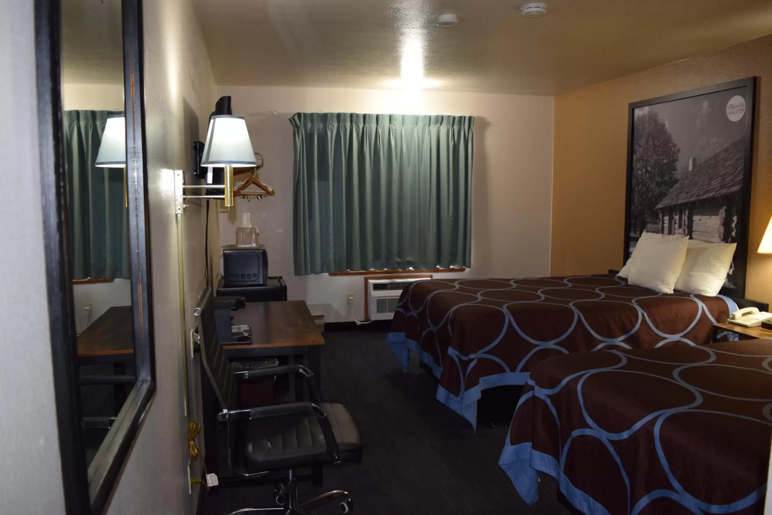 Photo of the whole room in AmeriVu Inn and Suites Shawano WI