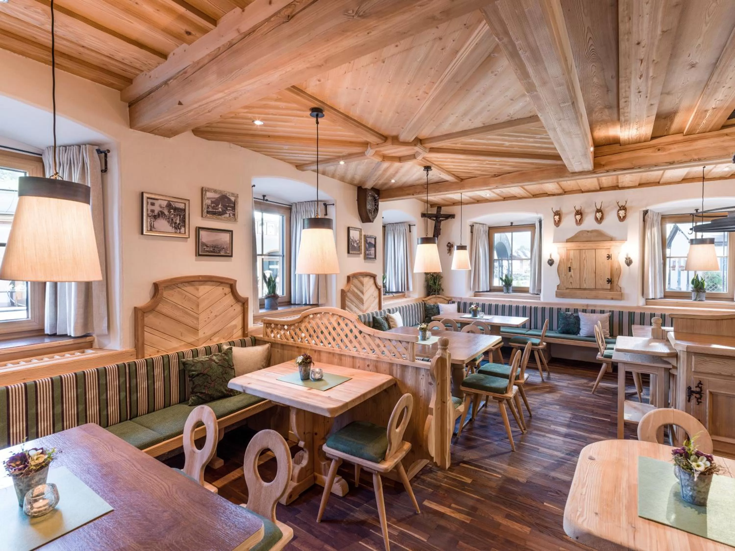 Restaurant/places to eat in Alpen Glück Hotel Unterm Rain garni