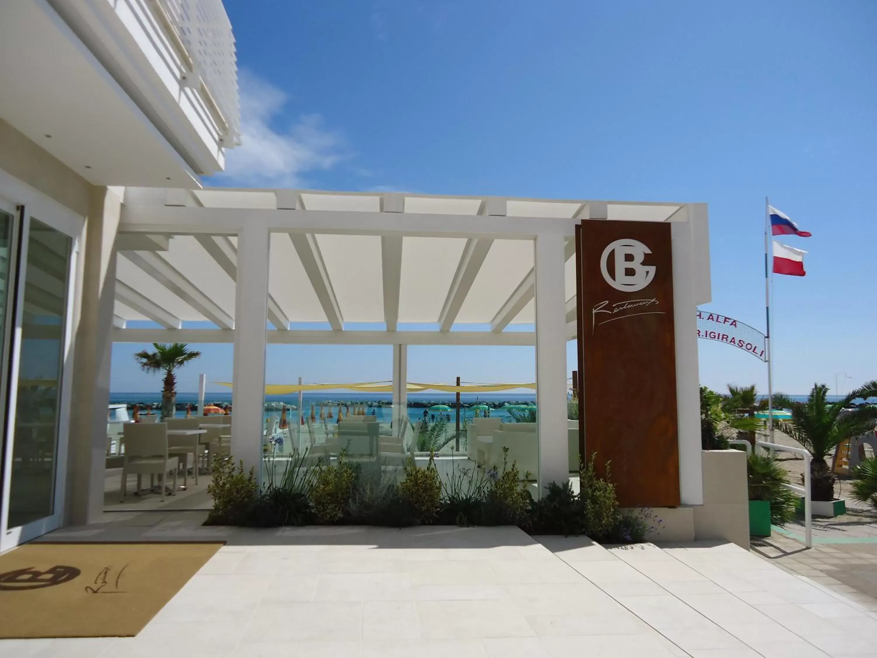 Restaurant/places to eat, Facade/Entrance in Baldinini Hotel