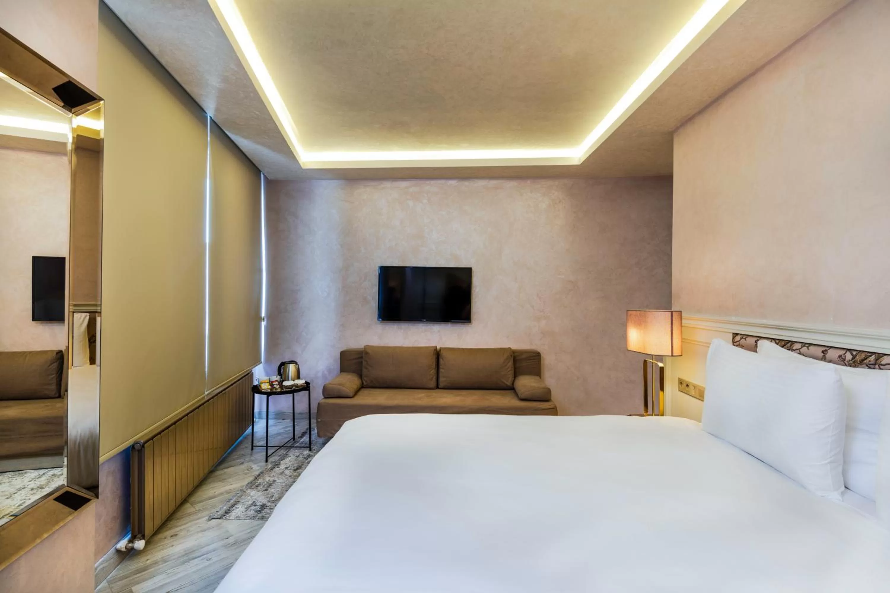 Deluxe Double Room with Sea View in Ayramin Hotel Taksim