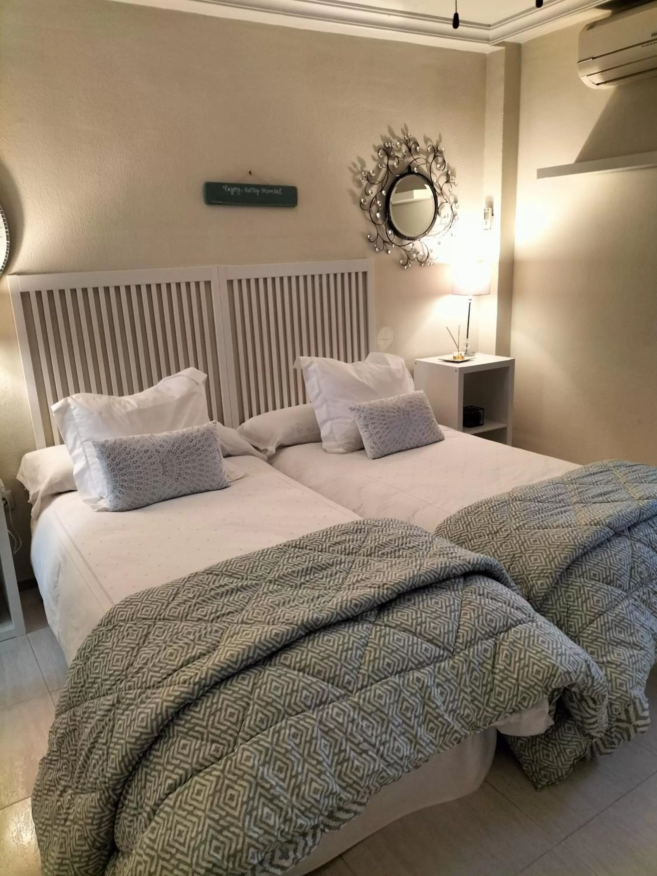 Photo of the whole room, Bed in Apartamentos Flamenco B&B