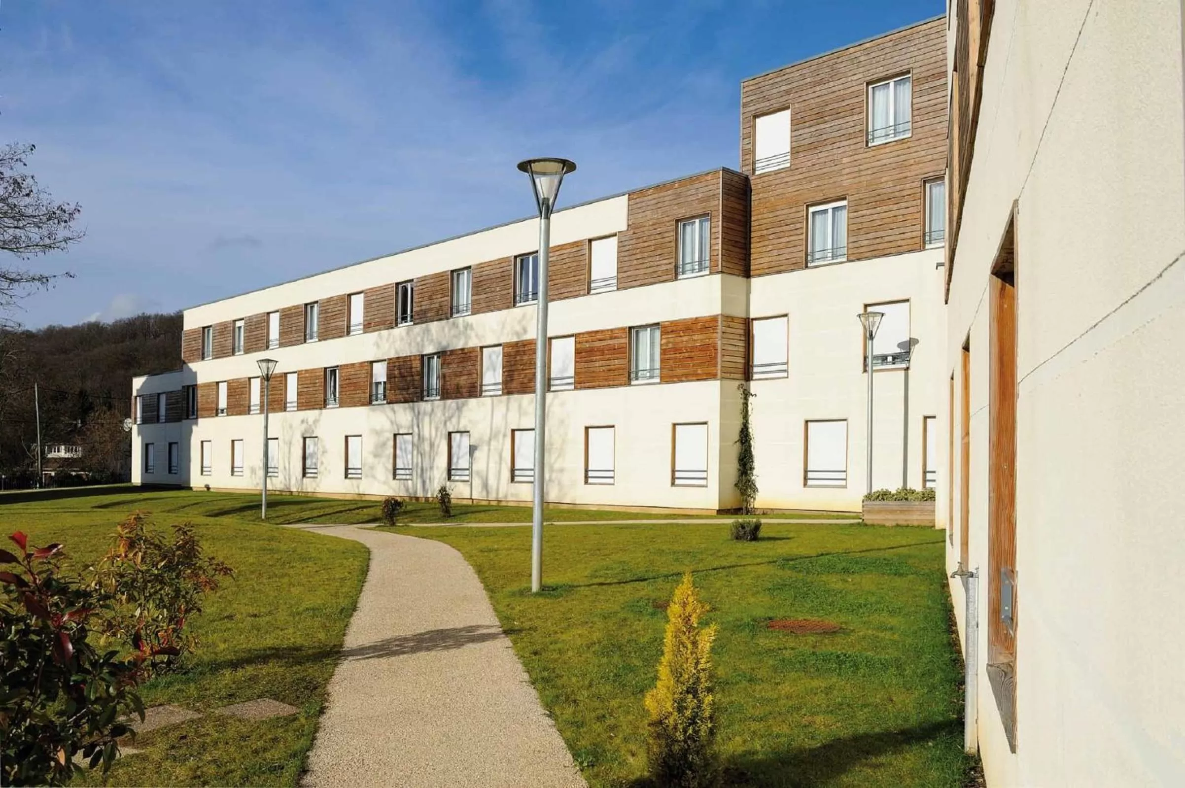 Facade/entrance in Residhome Paris Saclay " Bures sur Yvette "