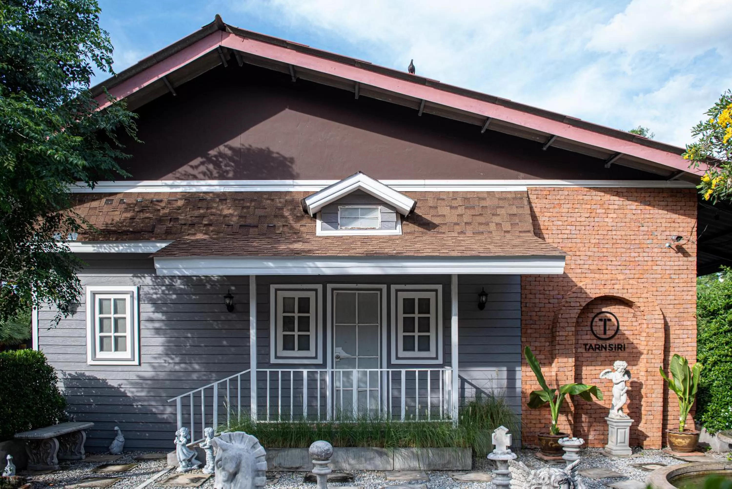 Property building in Tarnsiri Boutique Resort