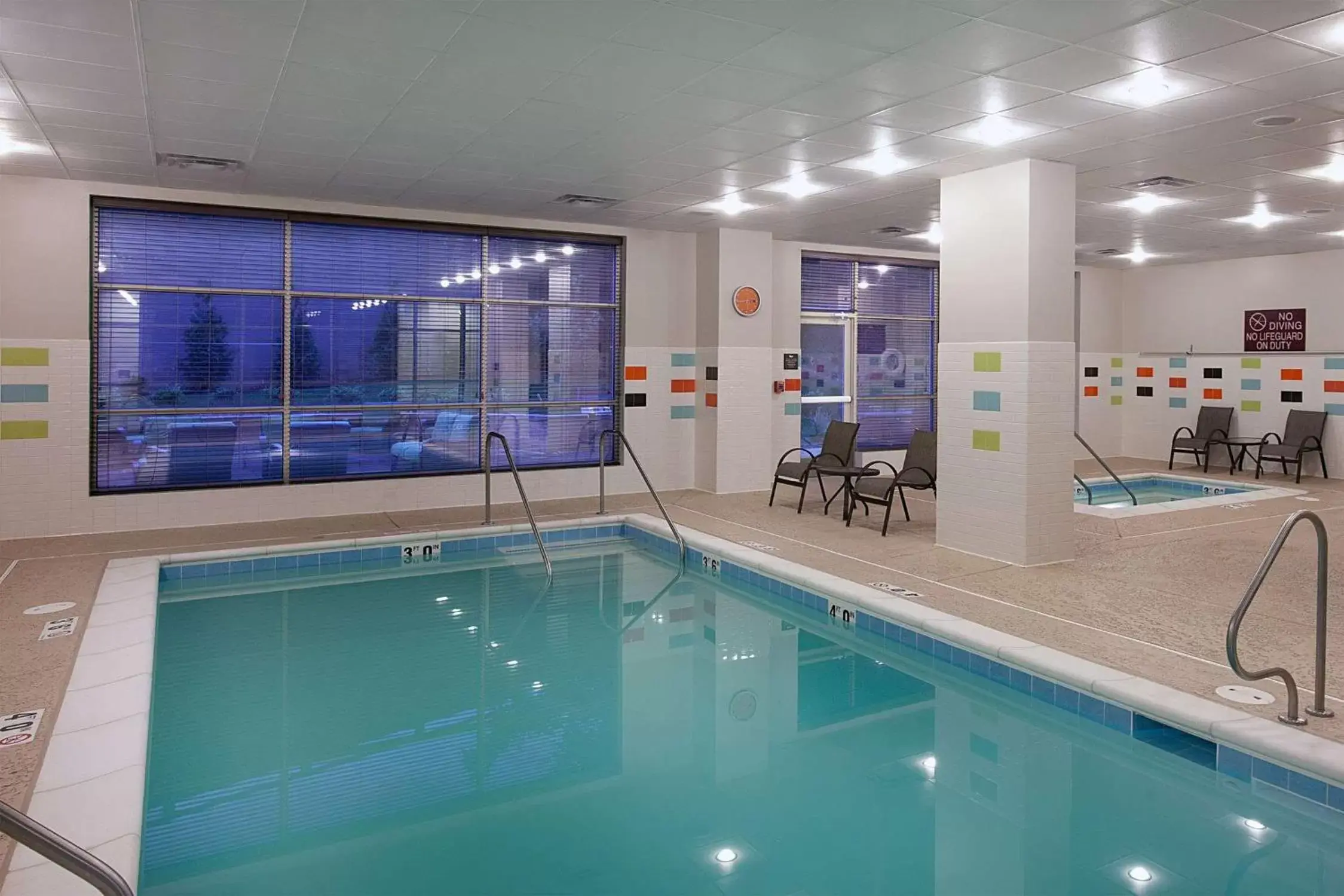 Pool view, Swimming Pool in Homewood Suites by Hilton St. Louis - Galleria