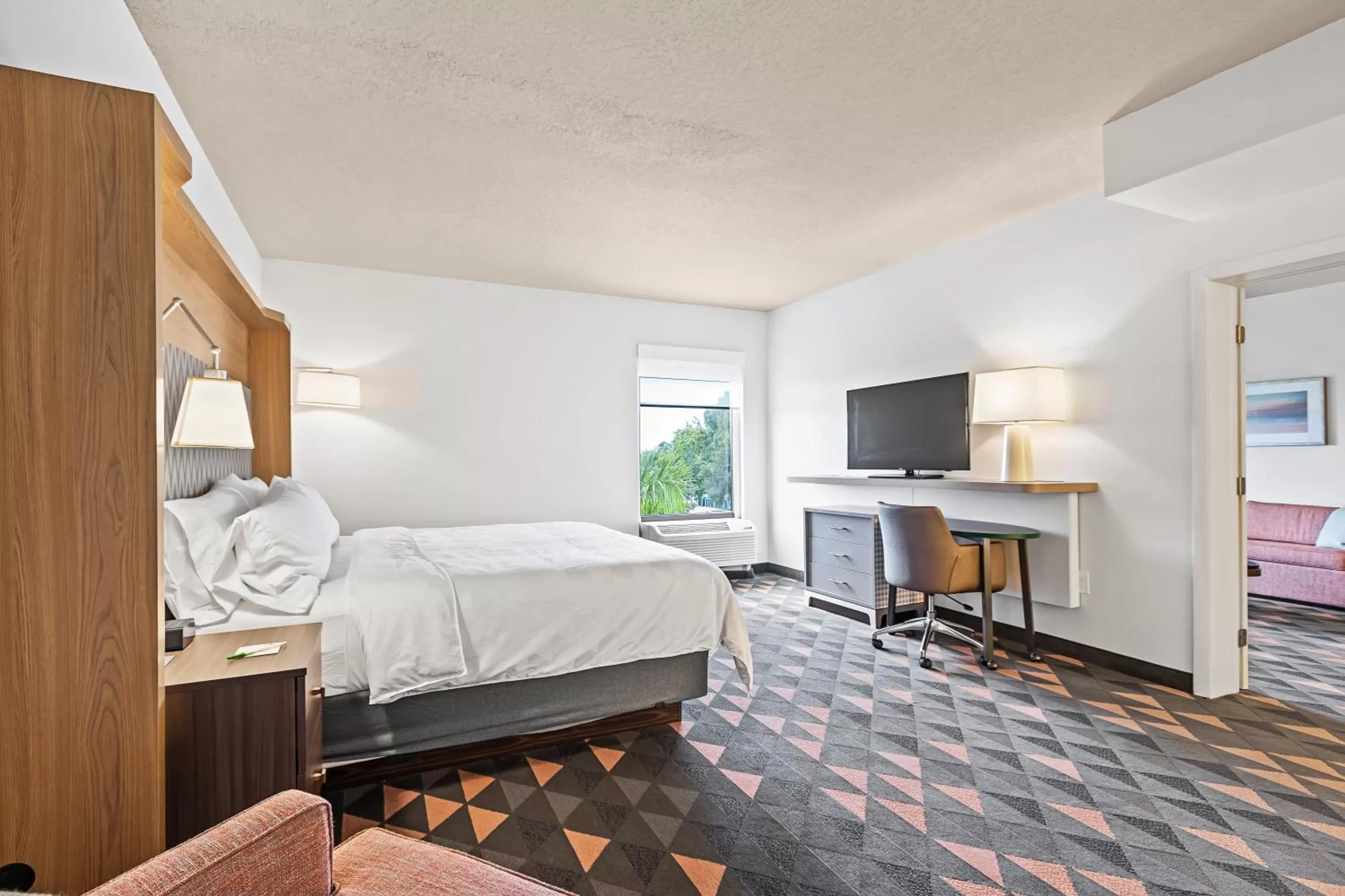 Bedroom, Bed in Holiday Inn - St. Petersburg West by IHG