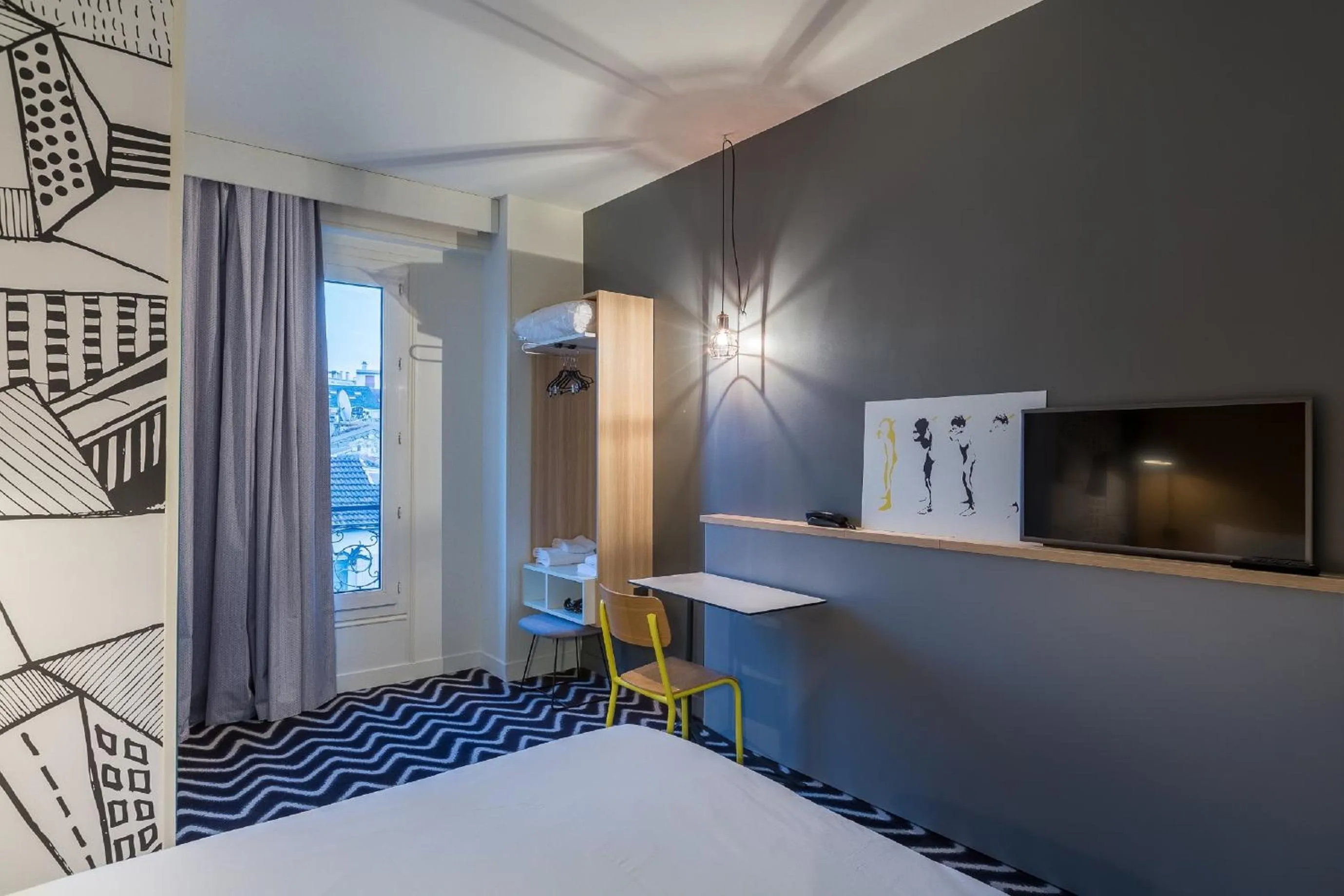 Bedroom, Bed in Ibis Styles Paris Place d'Italie - Butte Aux Cailles