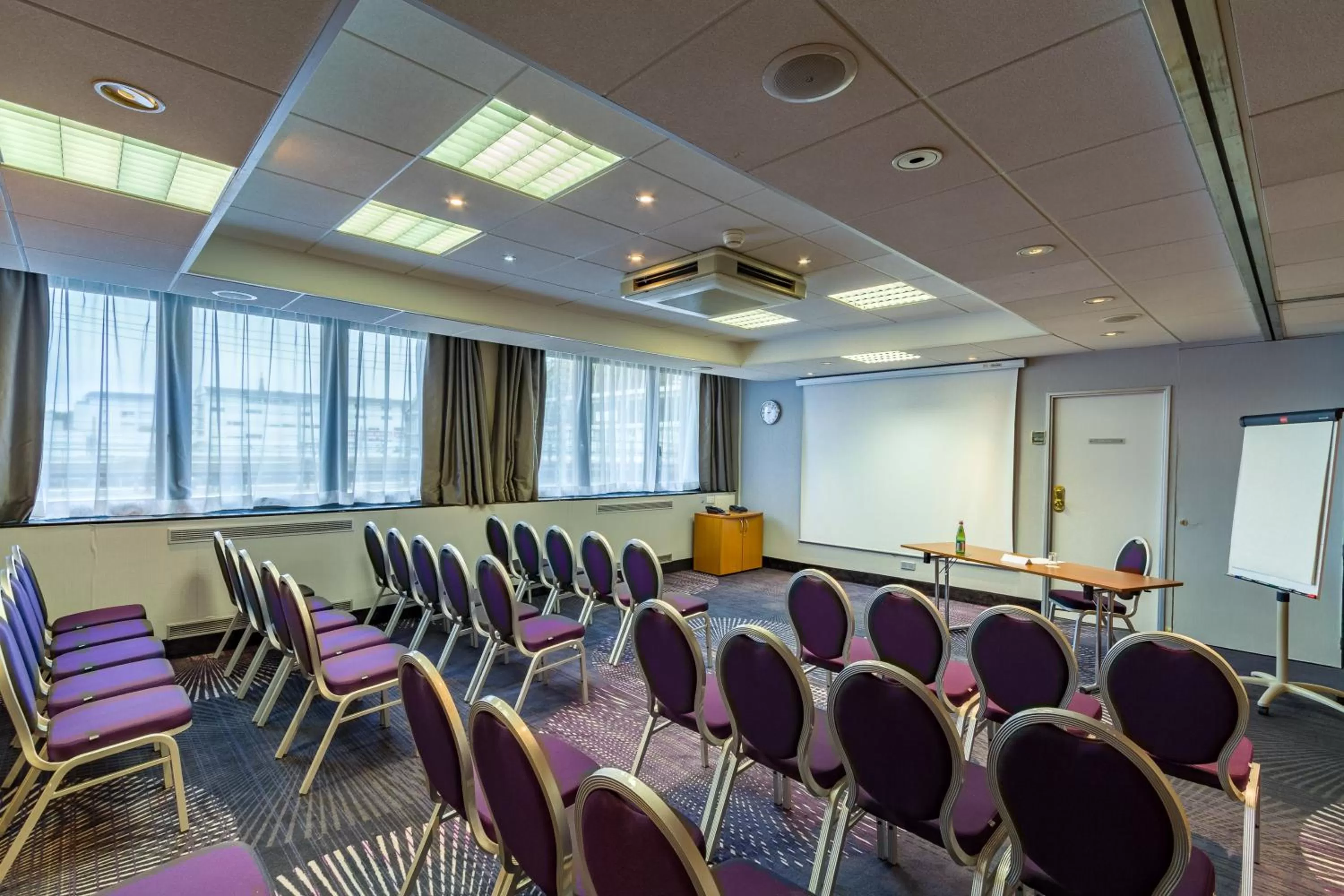Business facilities in Novotel Tours Centre Gare