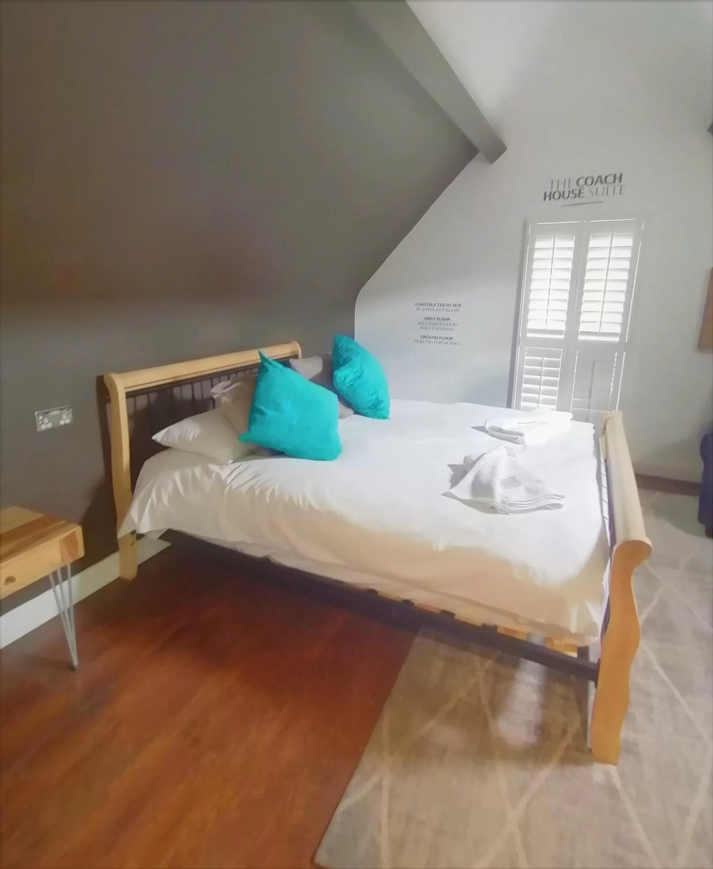 Bed in Leaside Hotel