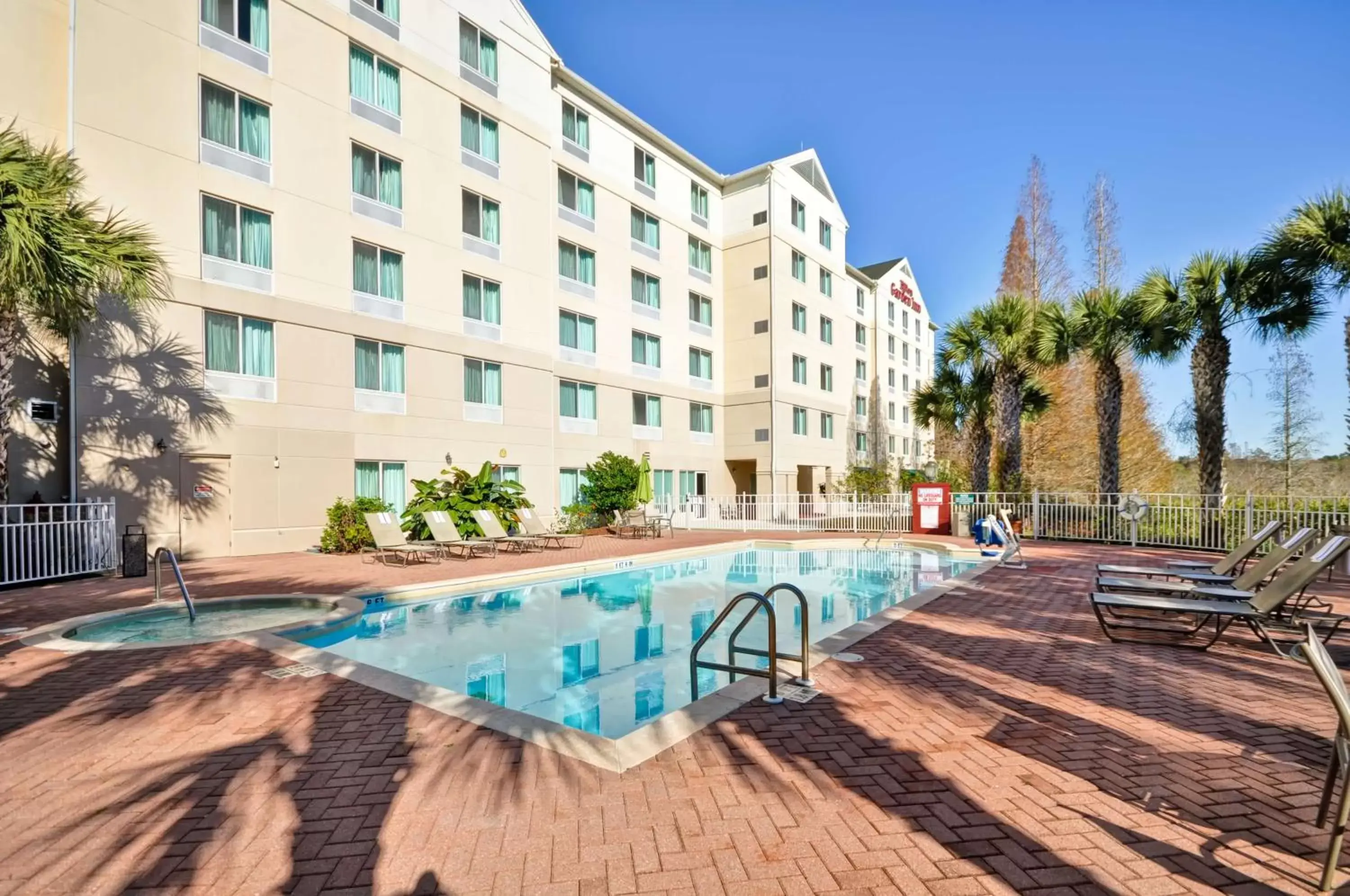 Pool view, Property Building in Hilton Garden Inn Tampa North