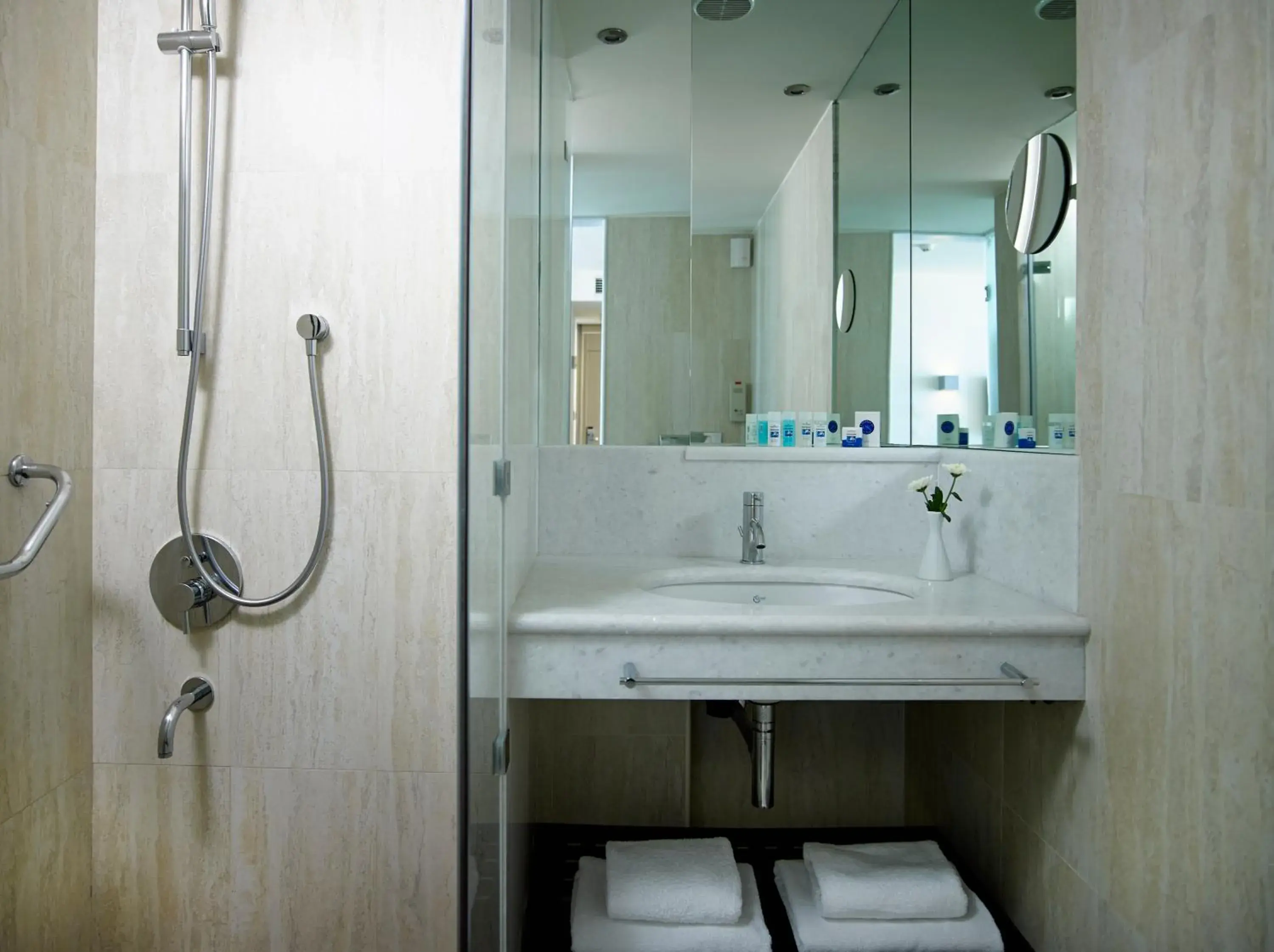 Bathroom in Kriti Beach Hotel