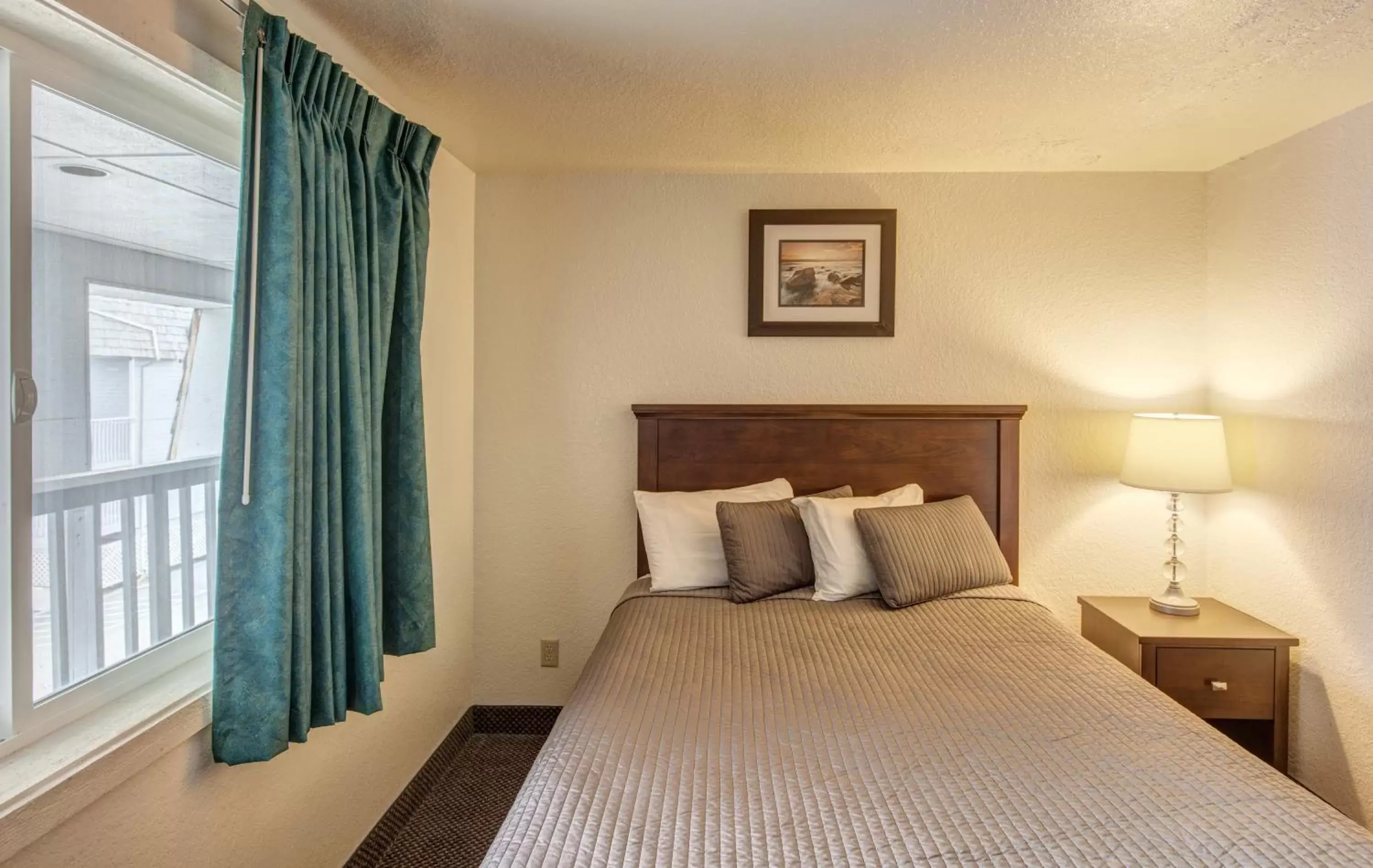 Bedroom in Surfside Resort