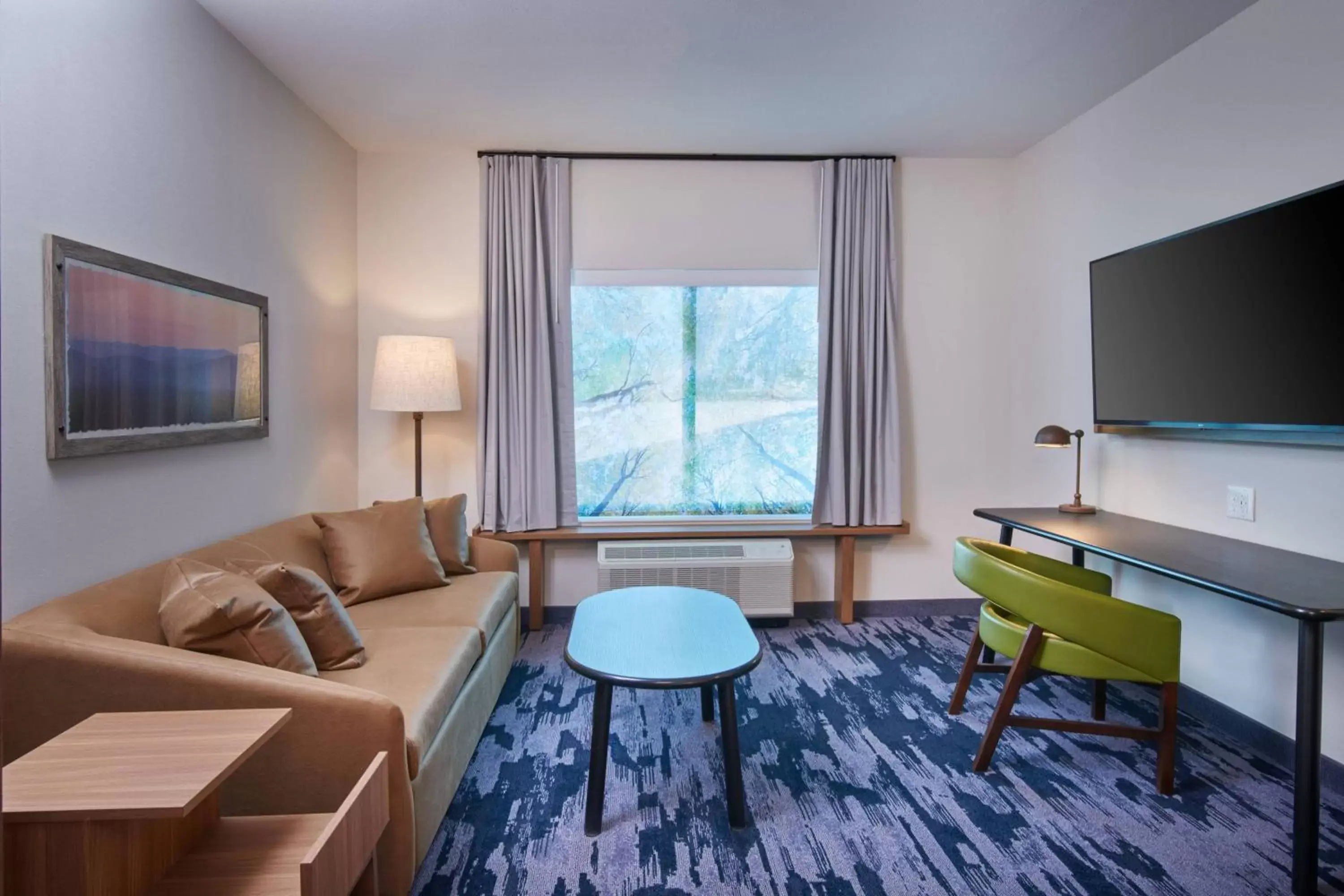Living room, Seating Area in Fairfield Inn & Suites by Marriott Louisville Jeffersonville