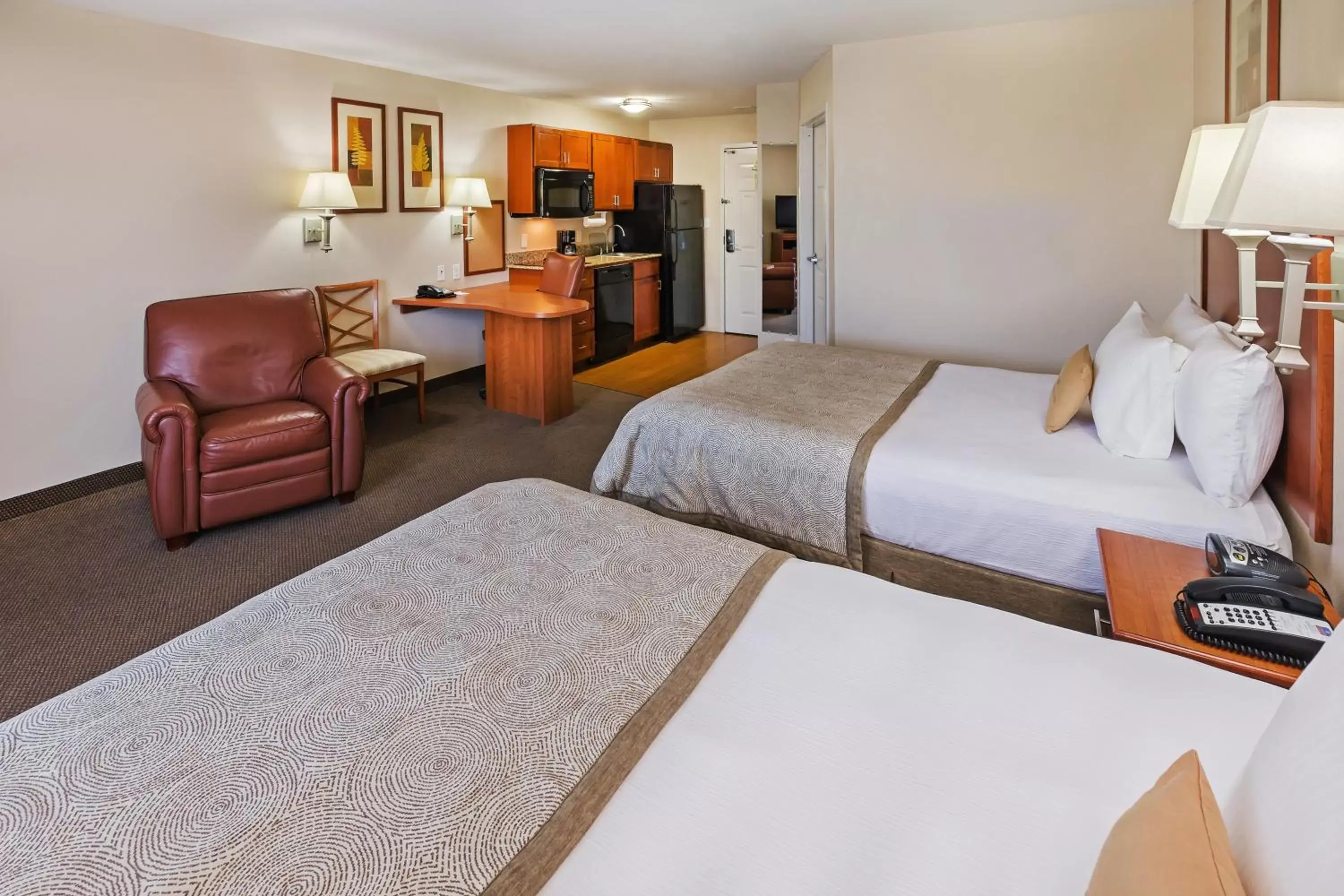 Photo of the whole room, Bed in Hawthorn Suites by Wyndham Ardmore