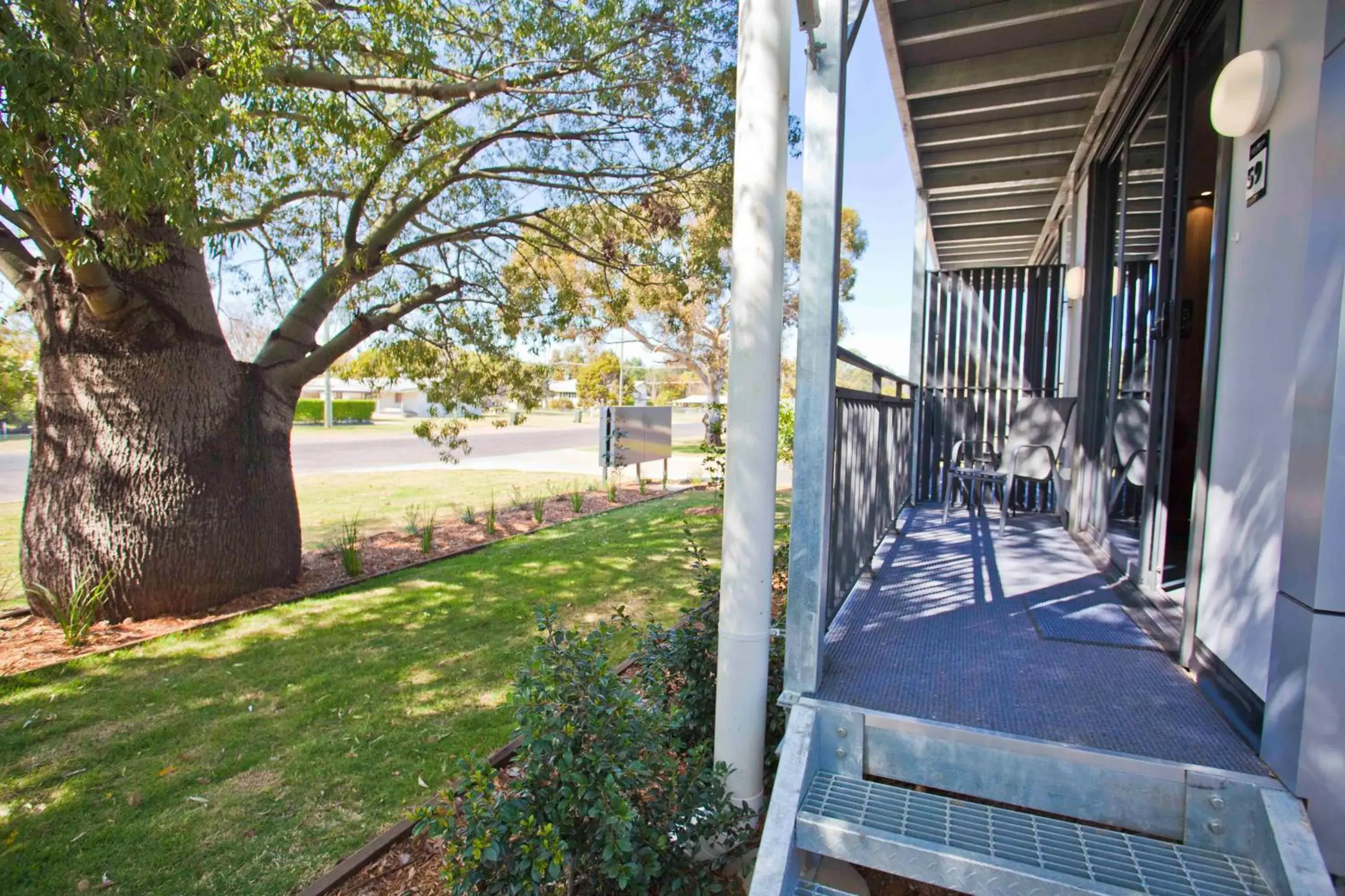 Balcony/Terrace in Kings Park - Accommodation