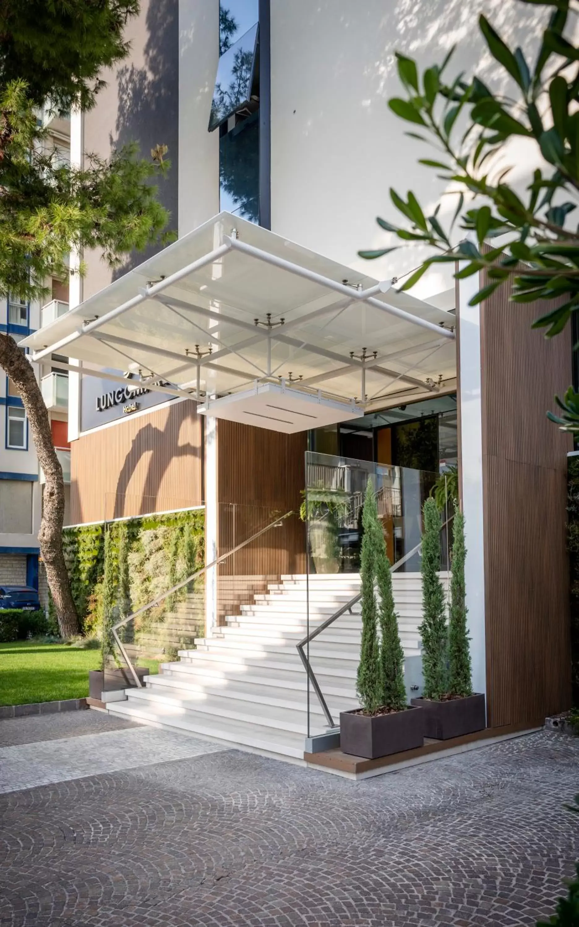 Facade/entrance in Hotel Lungomare