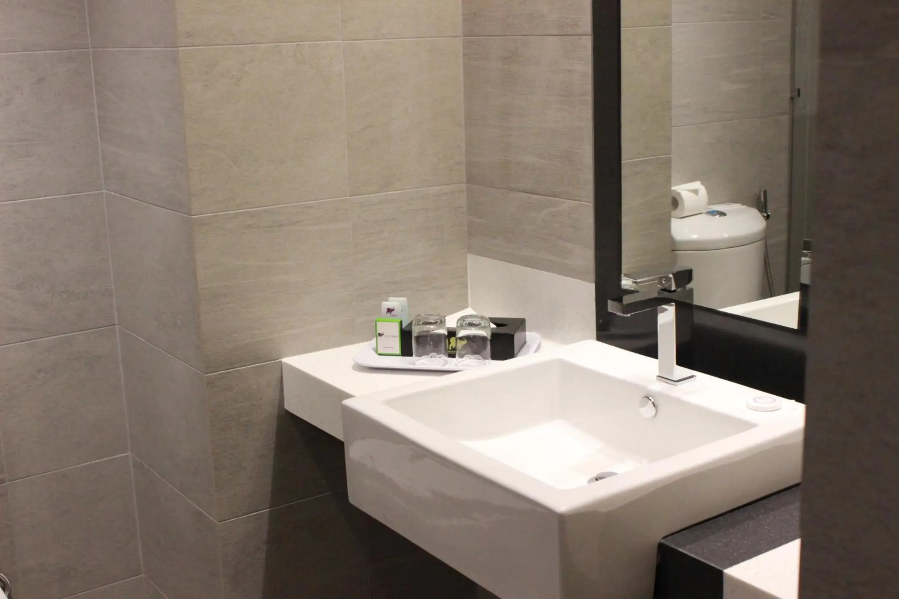 Bathroom in Hotel Maluri