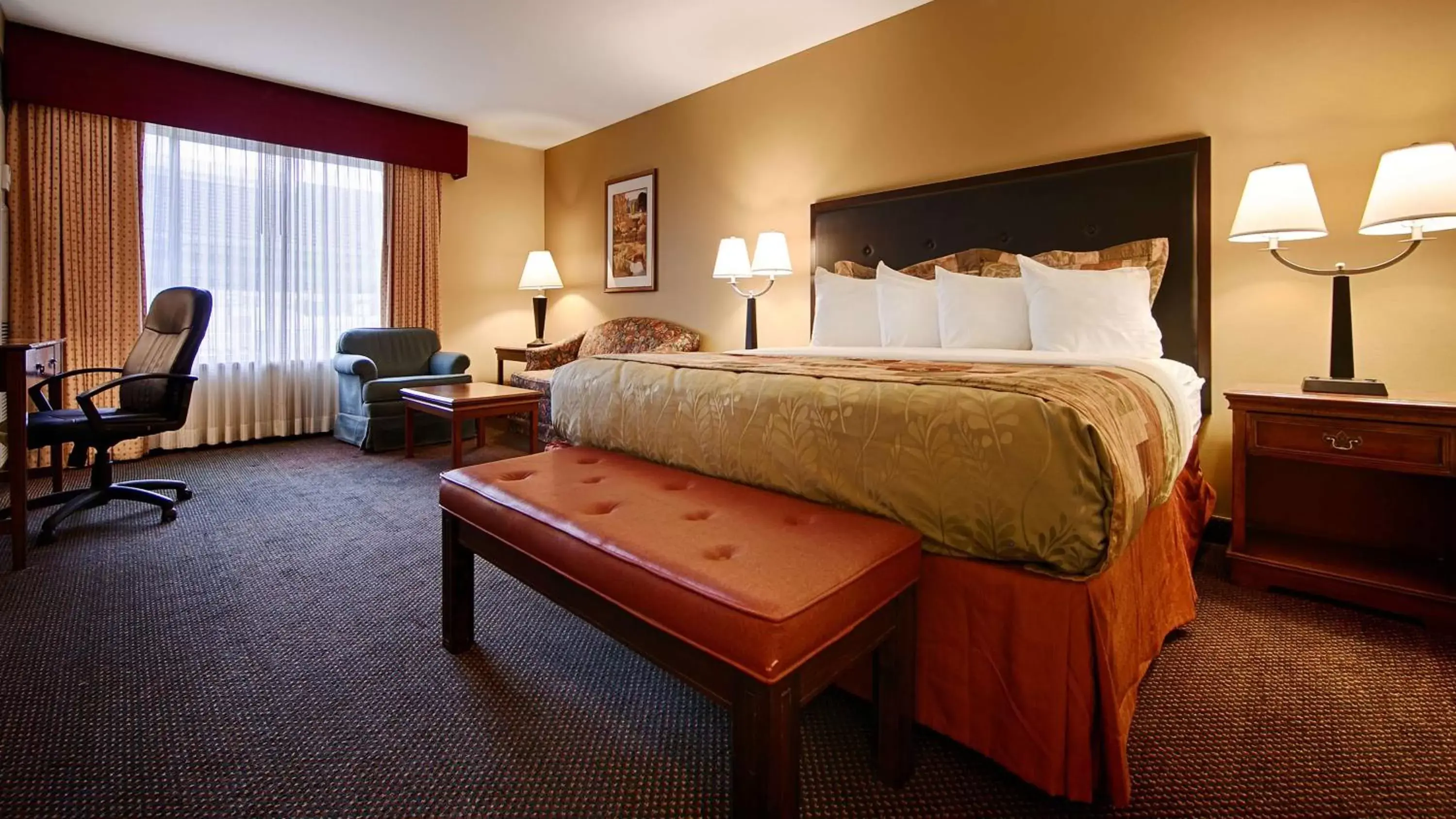 Photo of the whole room, Bed in Best Western Plus Gold Country Inn