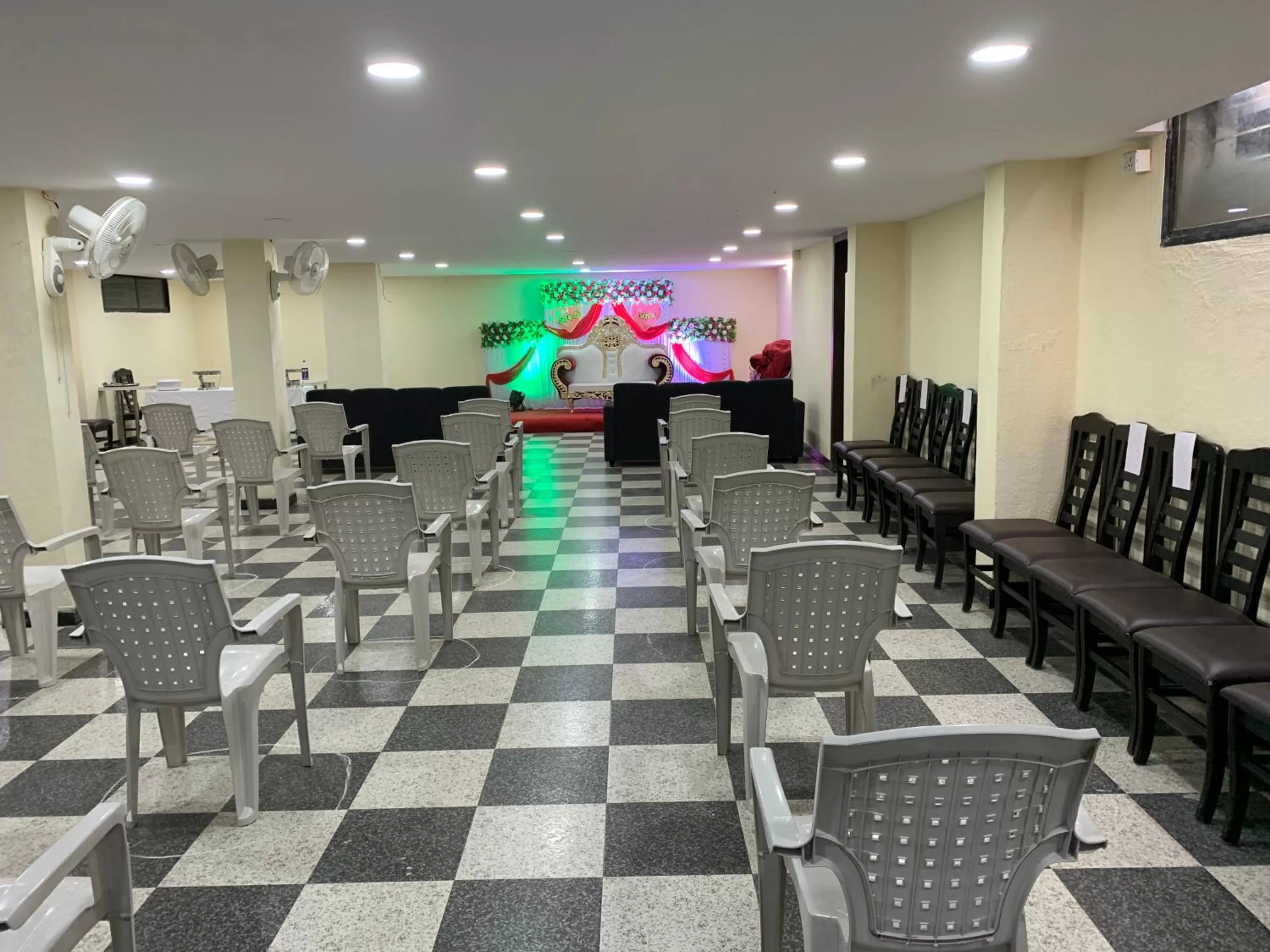 Banquet/Function facilities, Banquet Facilities in Hotel Rajwada Aurangabad