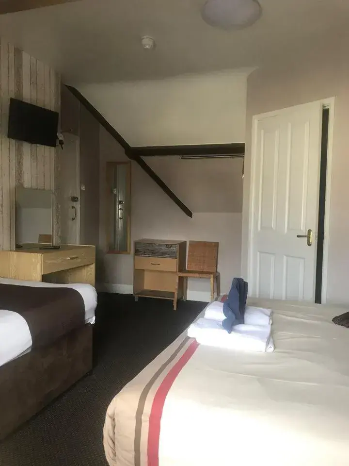 Bedroom, Bed in Tregonholme Hotel