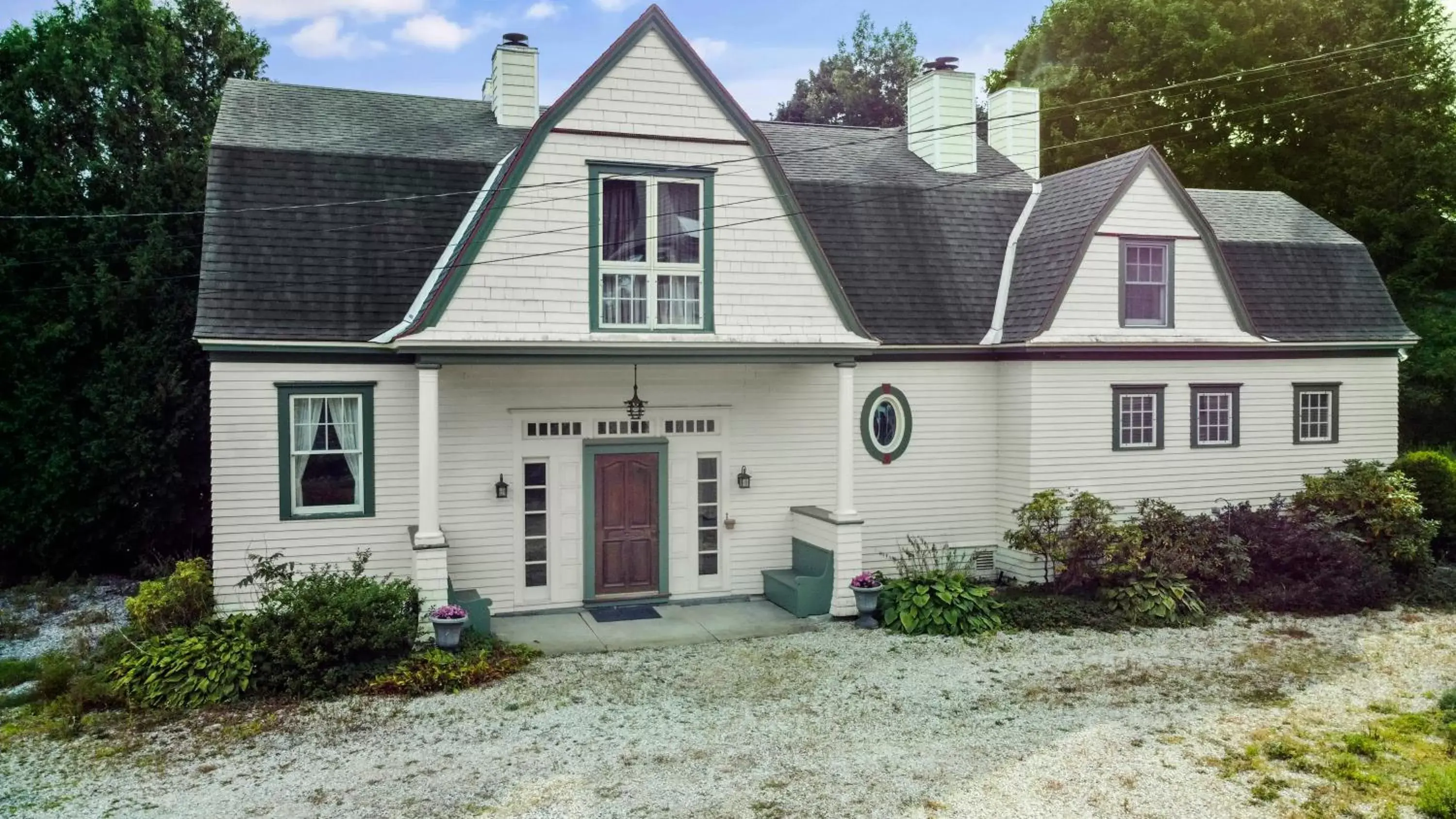 Property building in South Shire Property building in South Shire