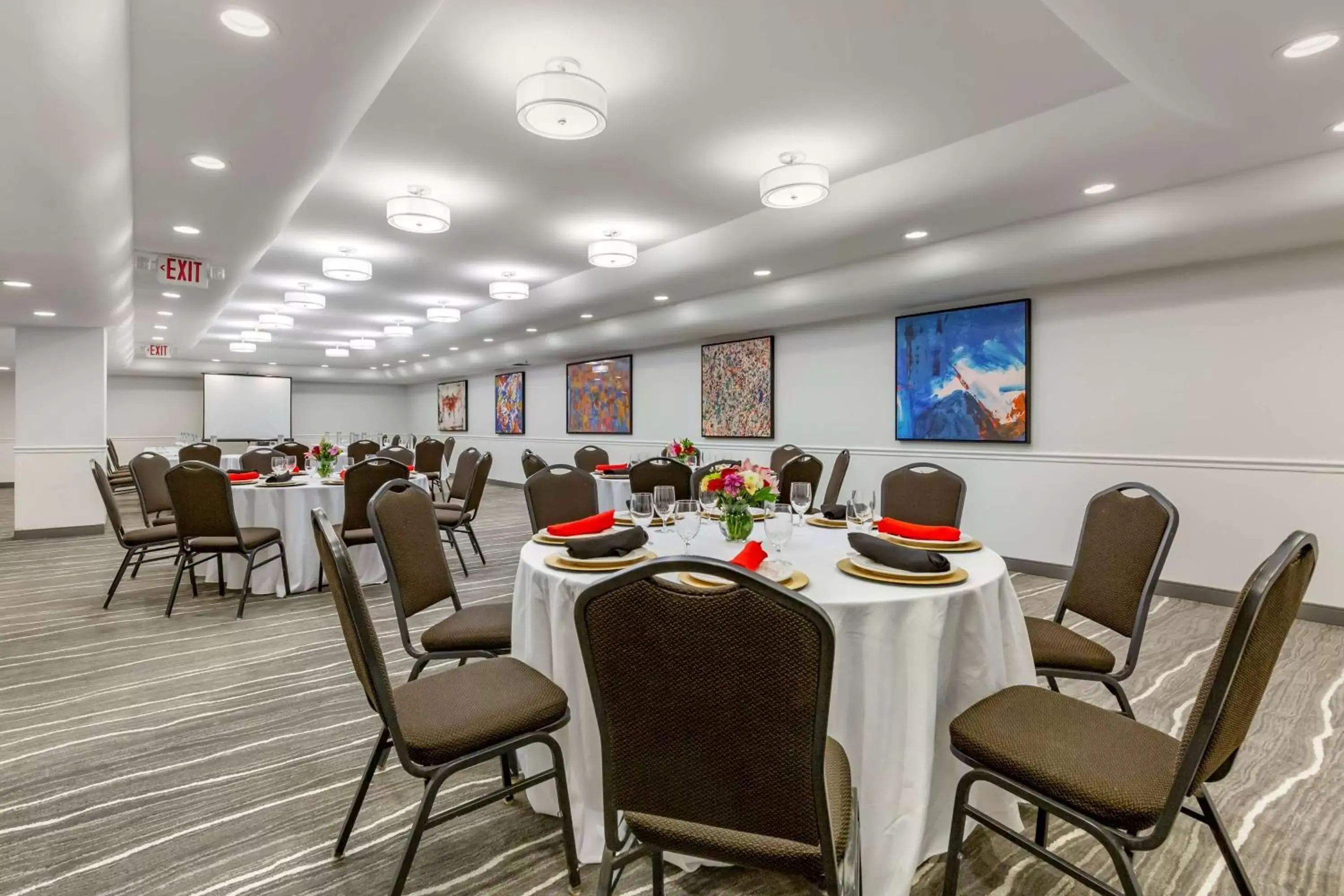 Meeting/conference room, Restaurant/Places to Eat in Best Western Premier Rockville Hotel & Suites