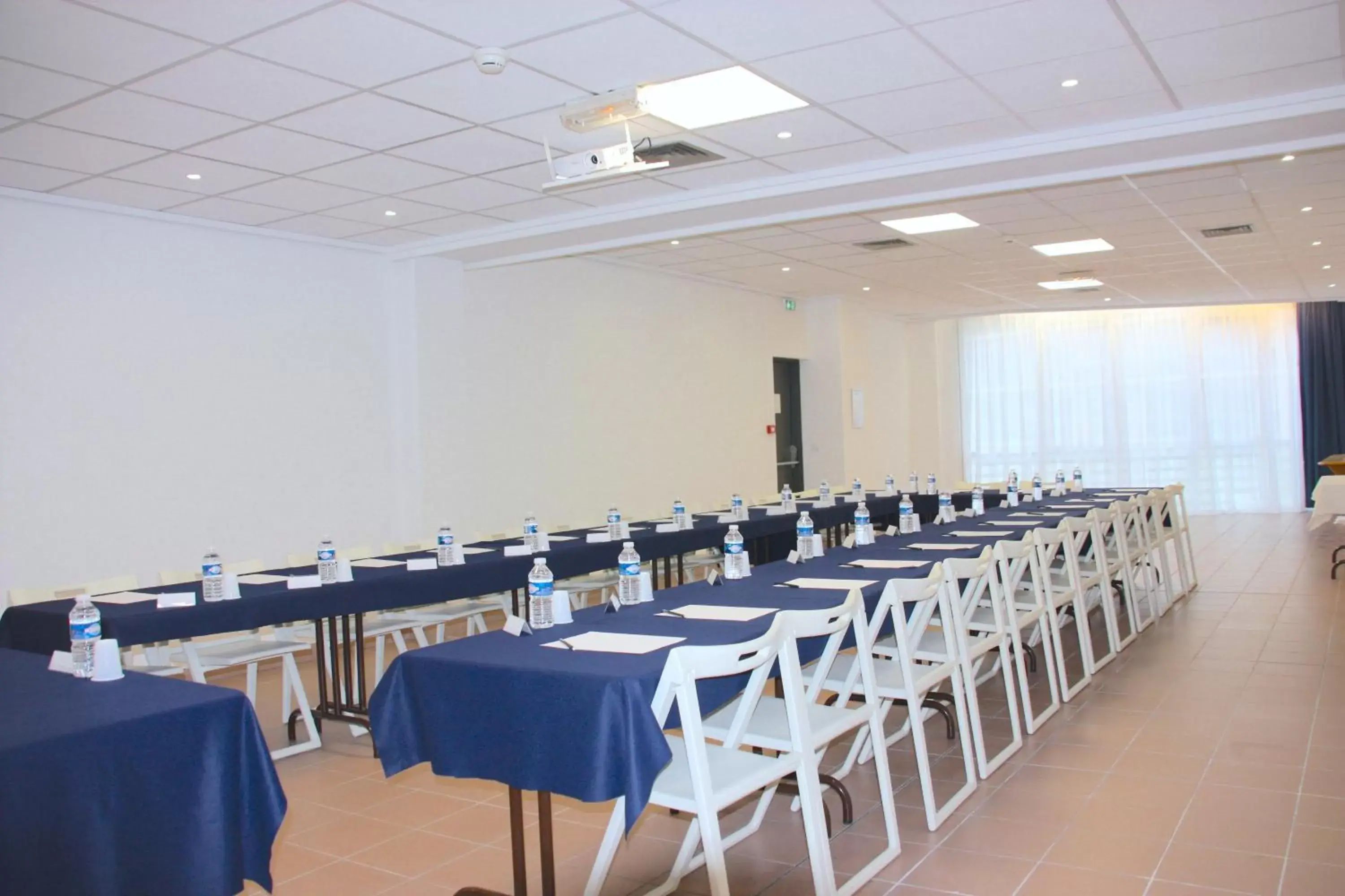 Meeting/conference room in Ibis Budget Toulon Centre