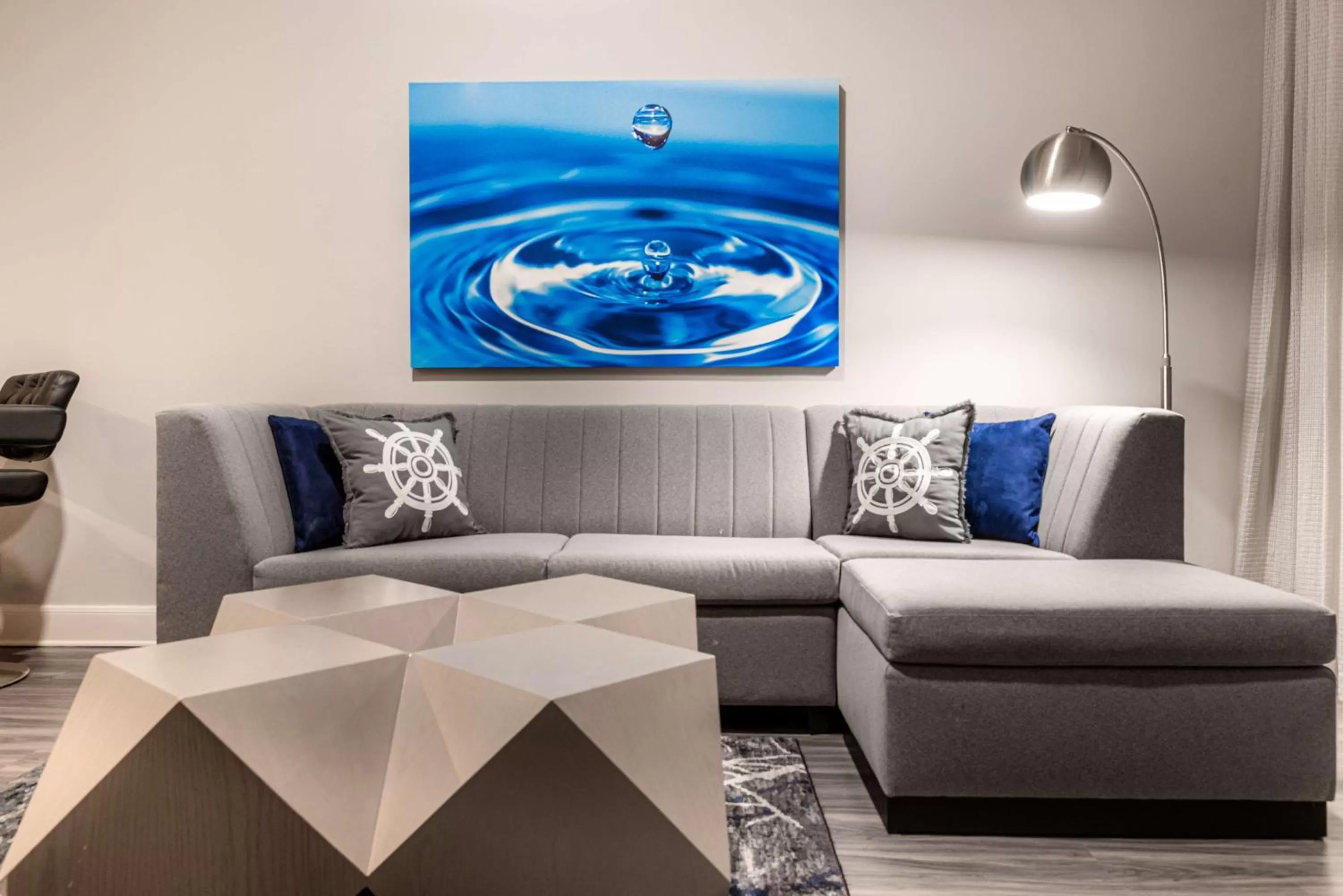 Living room in Hilton Dallas/Rockwall Lakefront Hotel