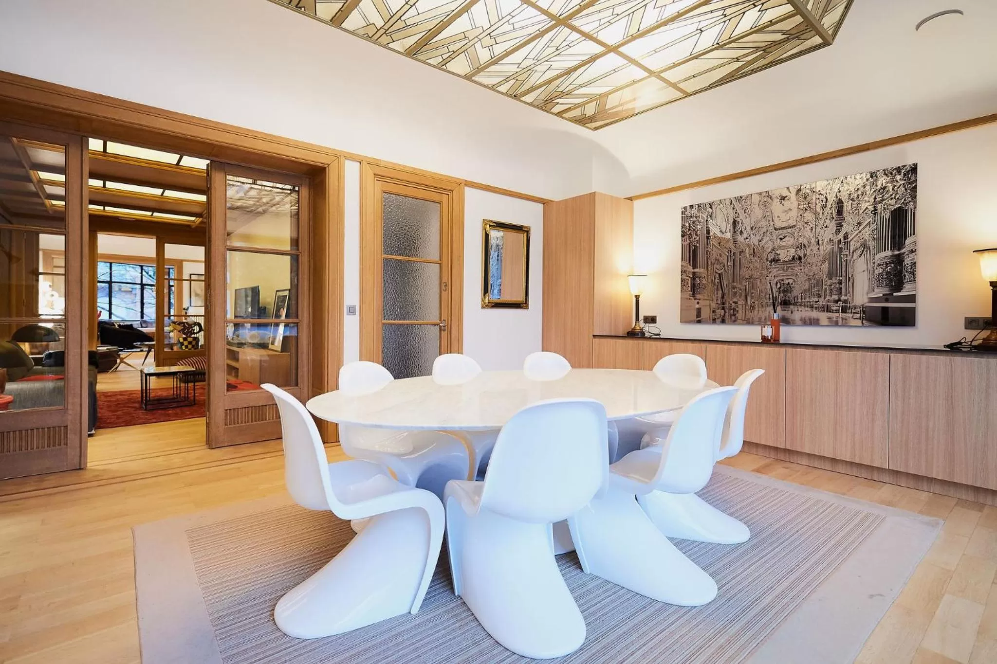 Dining area in B&B Suites 124