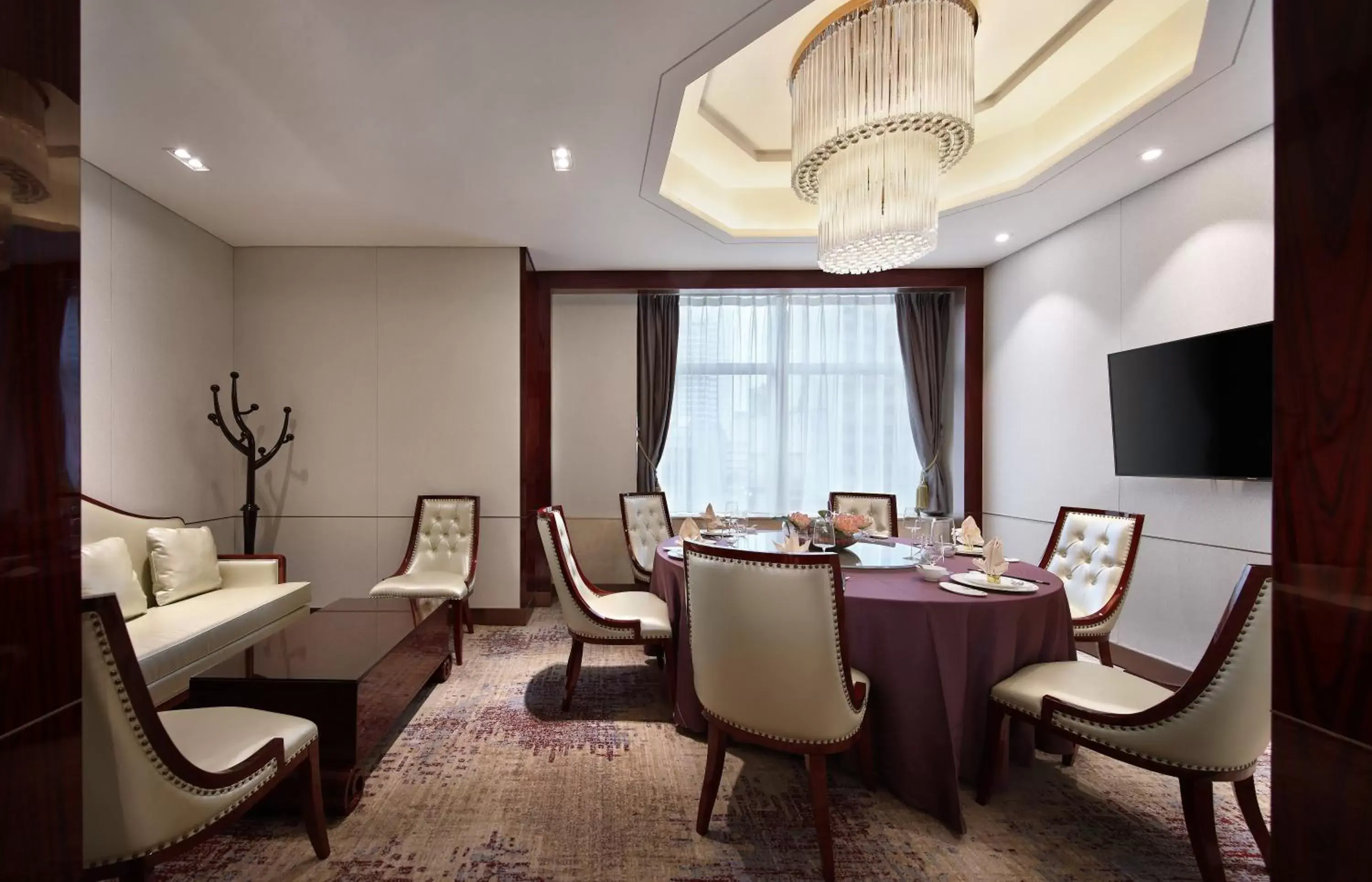 Restaurant/places to eat in Asia International Hotel Guangdong