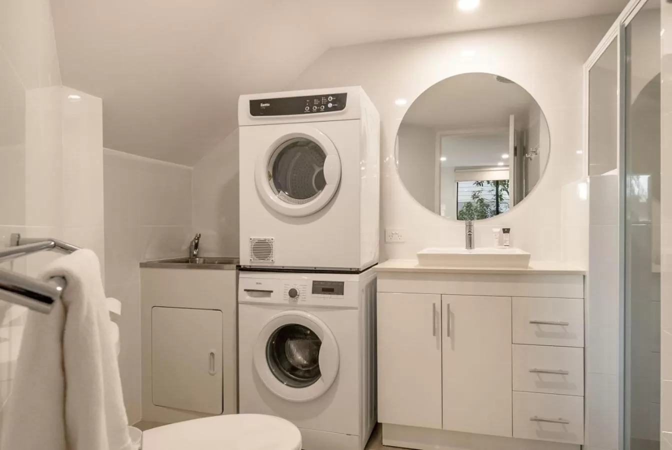 Shower in Gosamara Apartments