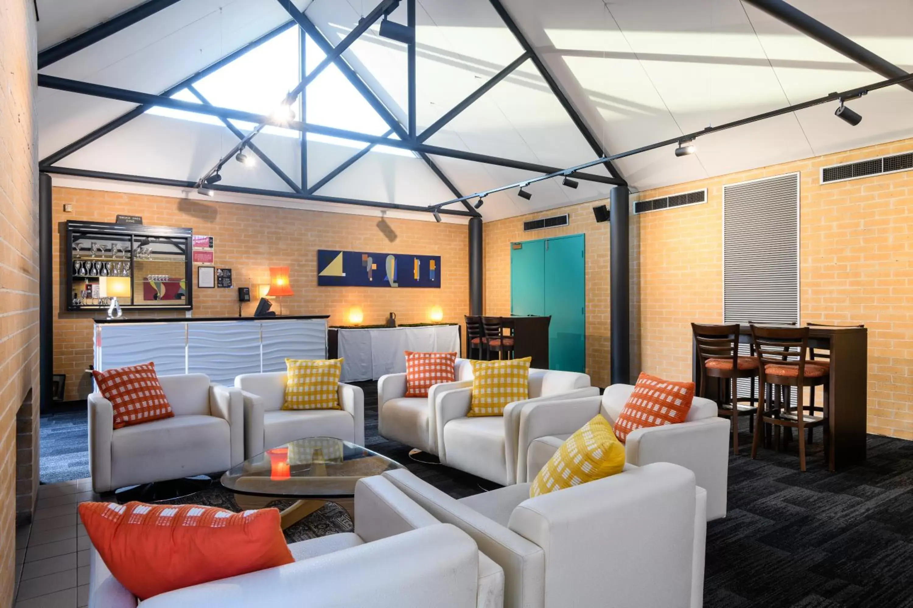 Lounge or bar in Lakeside Hotel and Conference Centre Lounge or bar in Lakeside Hotel and Conference Centre