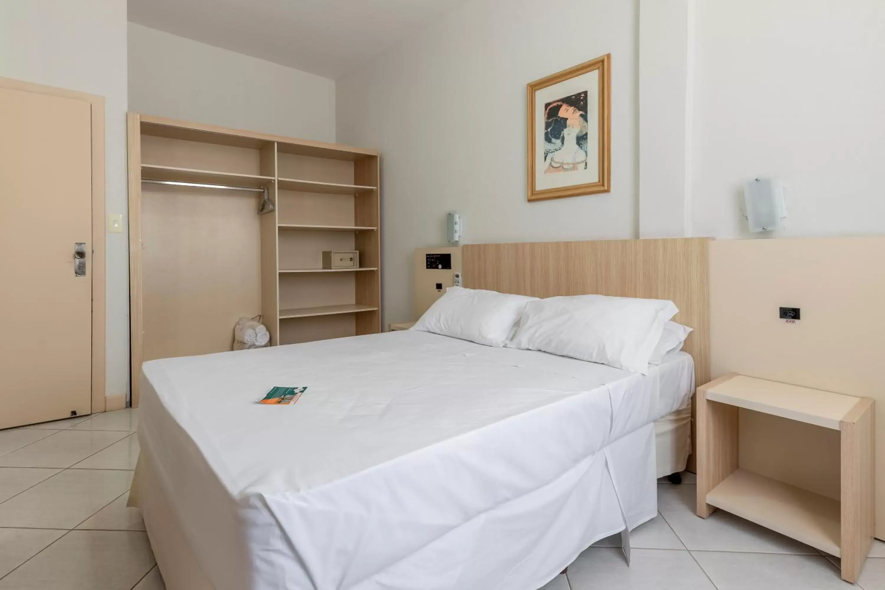 Bed in Sagres Praia Hotel