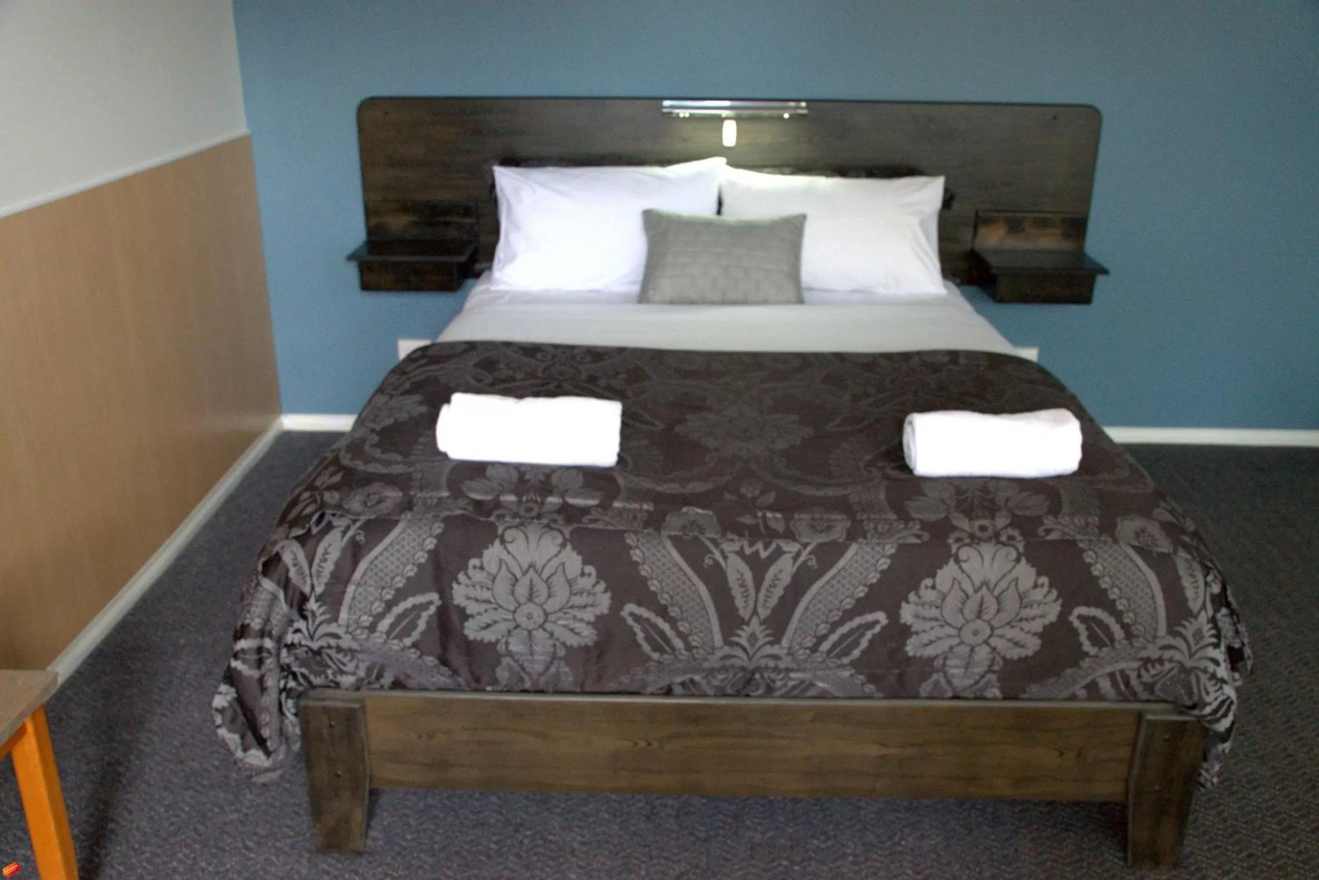 Standard Double Room in Golden Leaf Motel