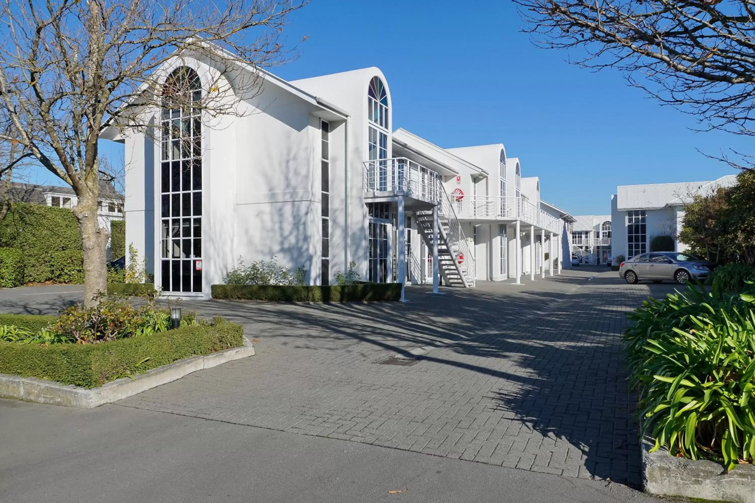 Property building, Facade/Entrance in Pavilions Hotel