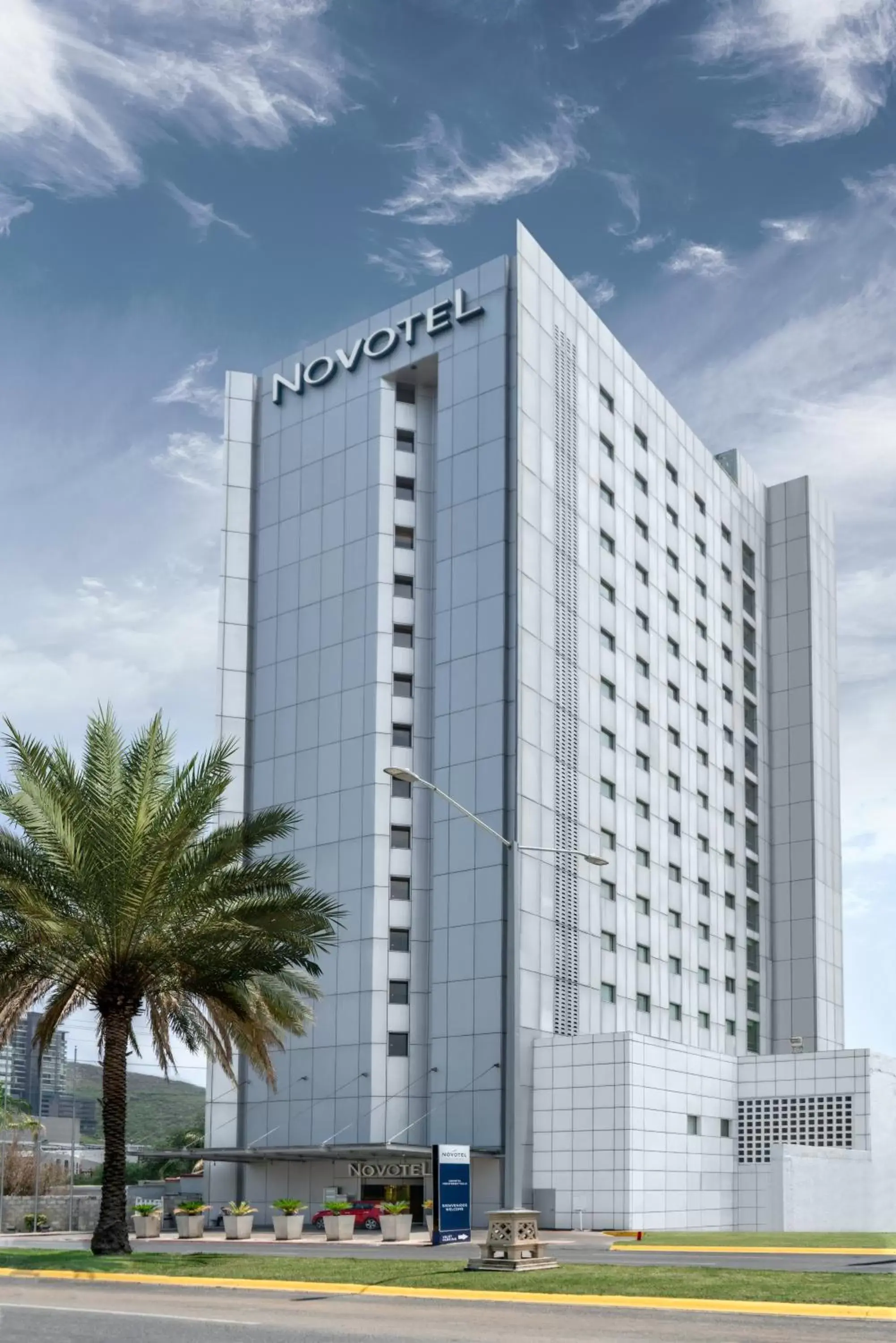 Facade/entrance, Property Building in Novotel Monterrey Valle