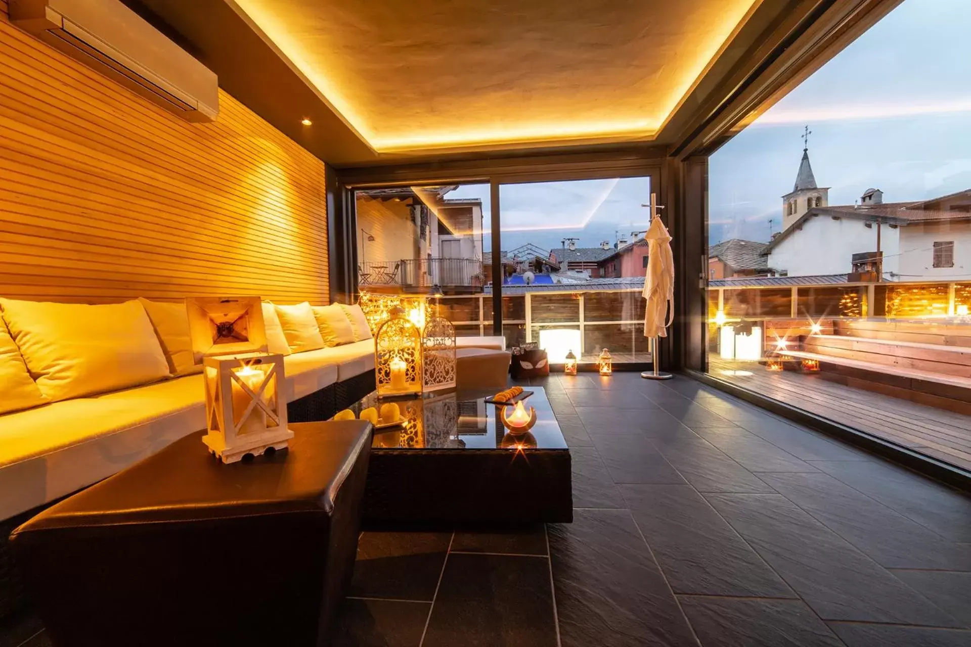 Spa and wellness centre/facilities in HB Aosta Hotel & Balcony SPA