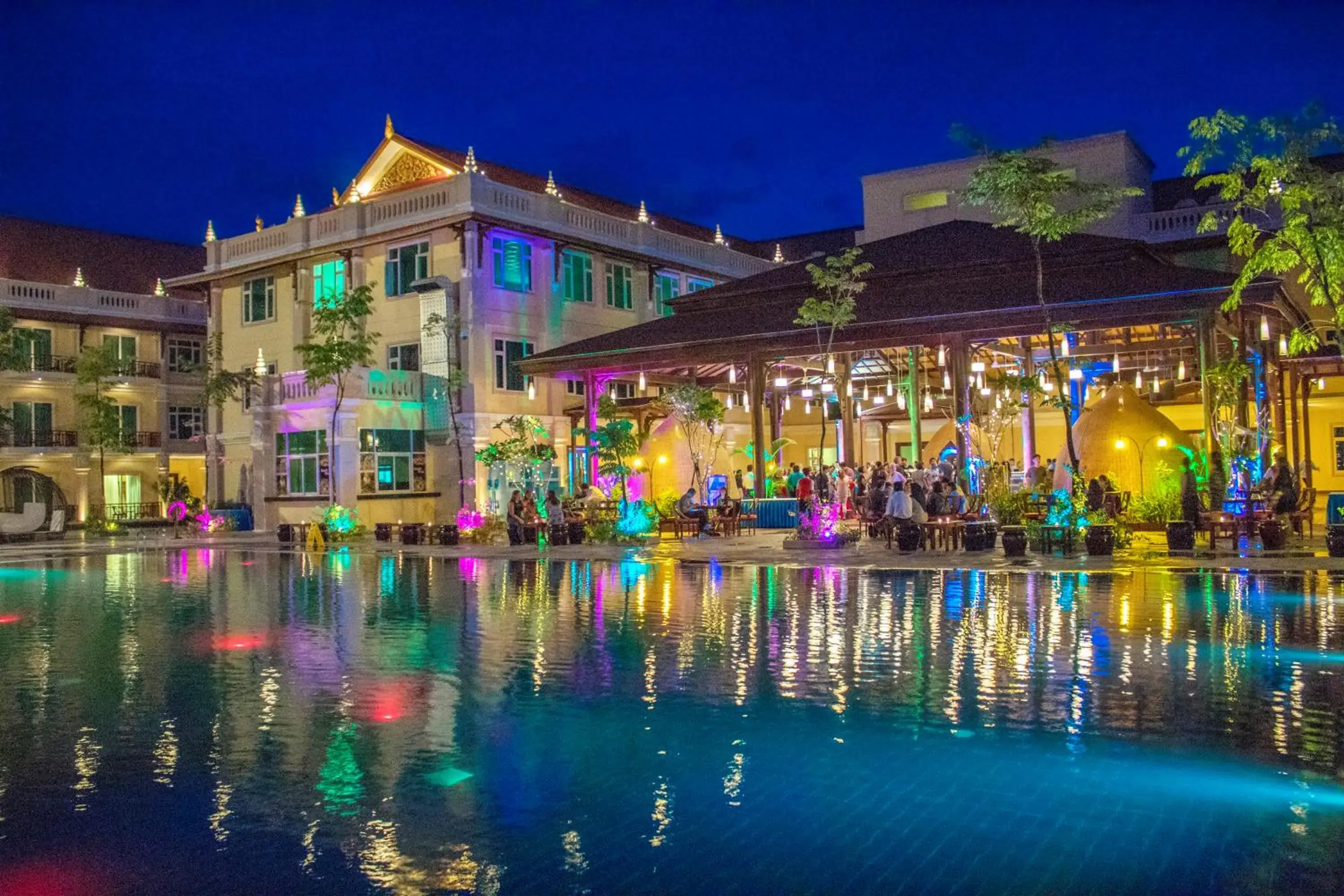 Swimming pool in Sokha Siem Reap Resort & Convention Center