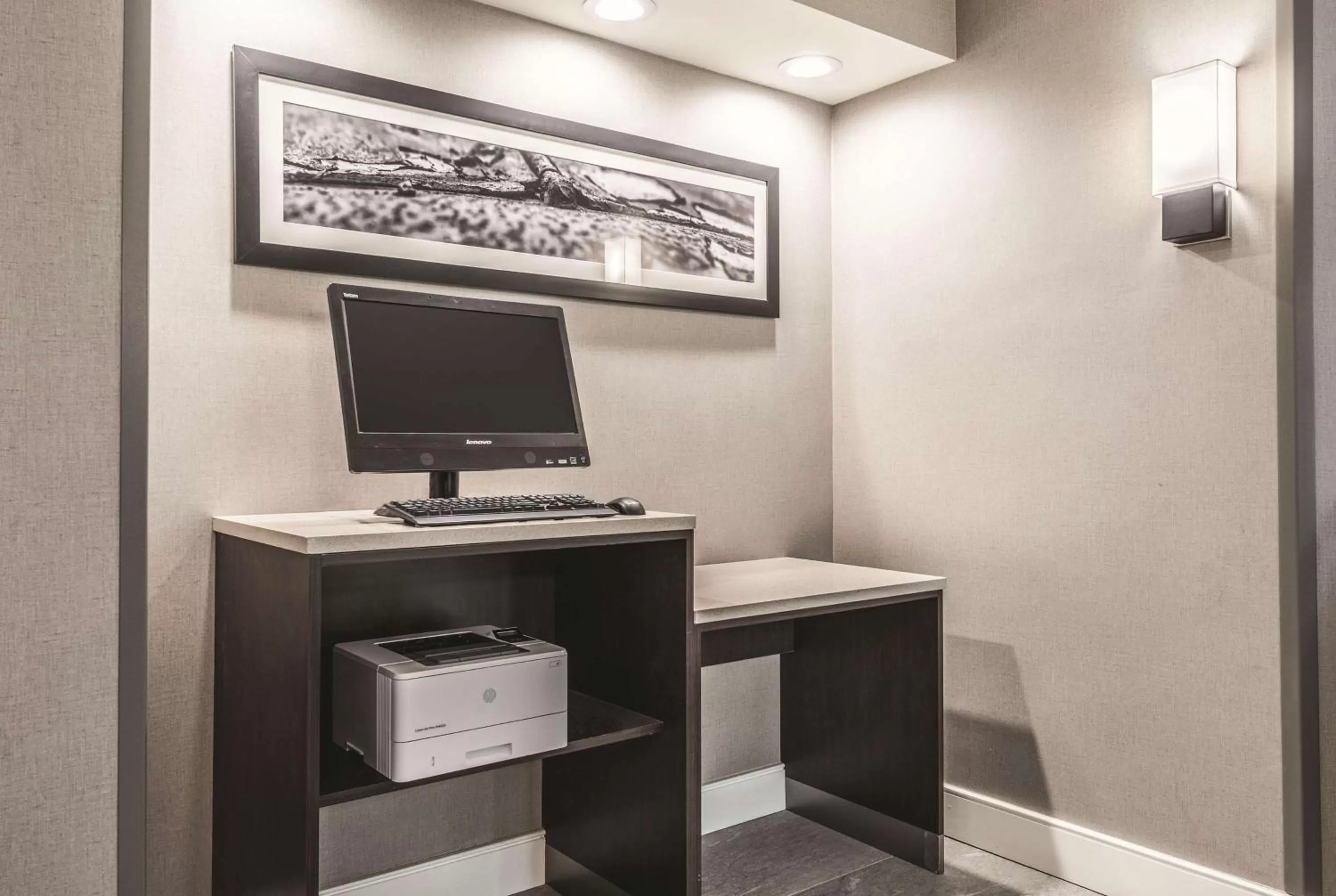 Business facilities in La Quinta by Wyndham Orlando Lake Mary