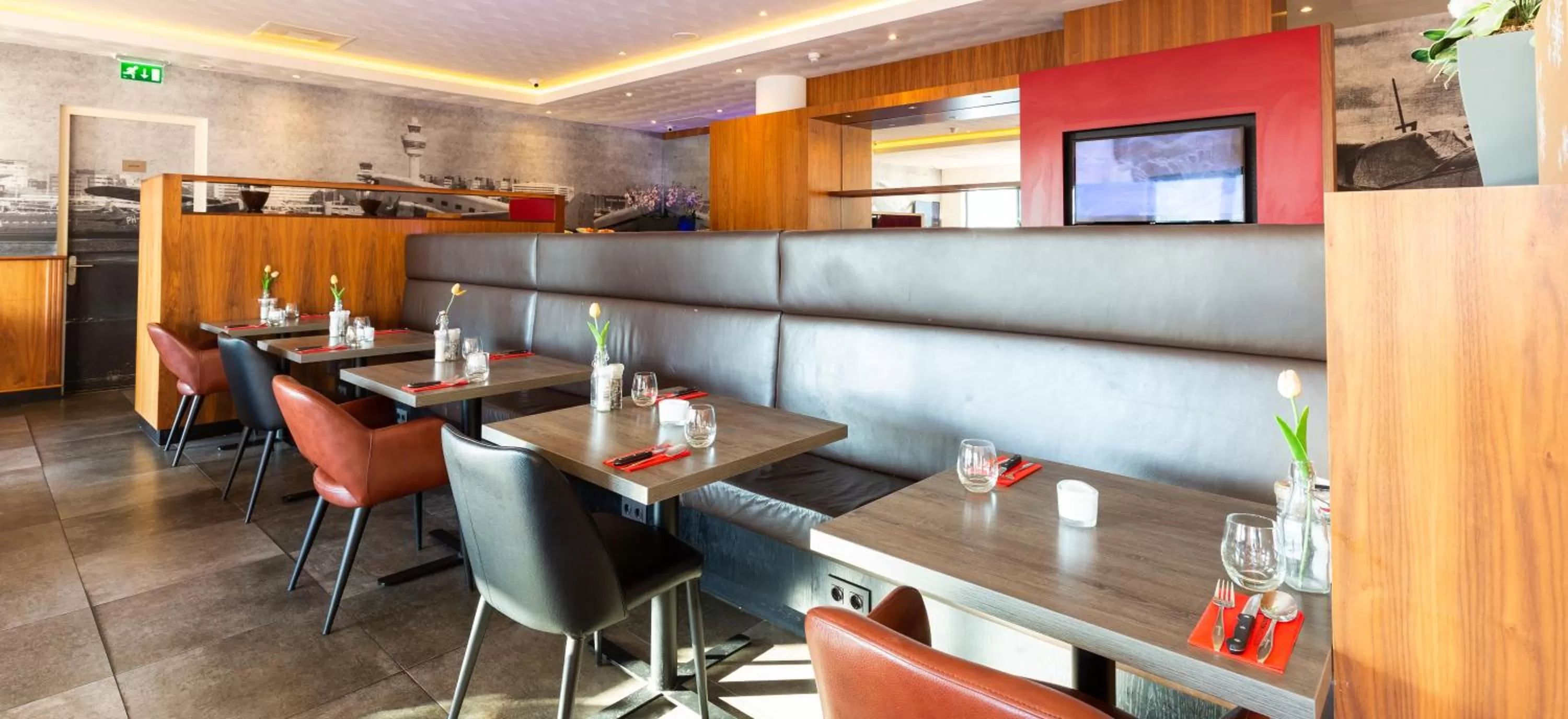 Restaurant/places to eat in Bastion Hotel Amsterdam Airport
