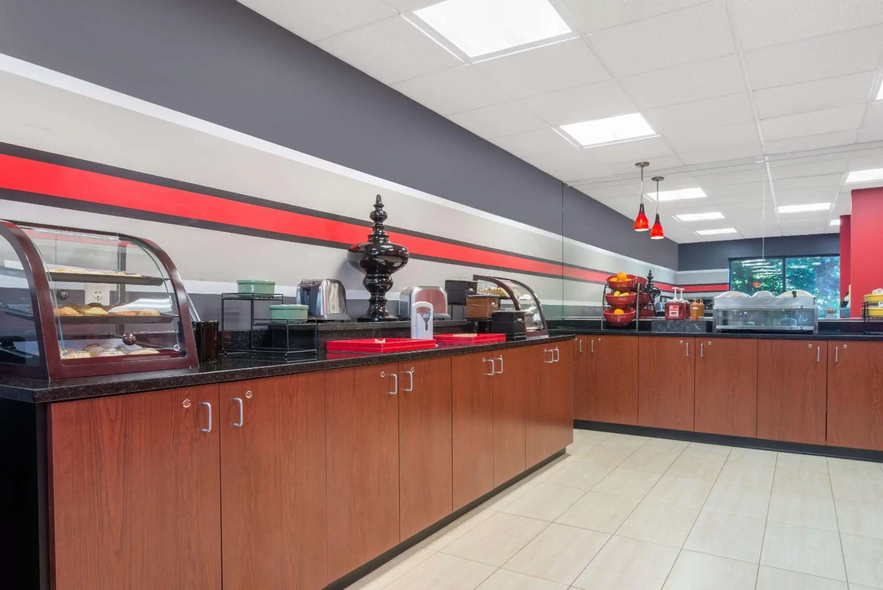 Restaurant/places to eat in Ramada by Wyndham Catlettsburg Ashland Restaurant/places to eat in Ramada by Wyndham Catlettsburg Ashland