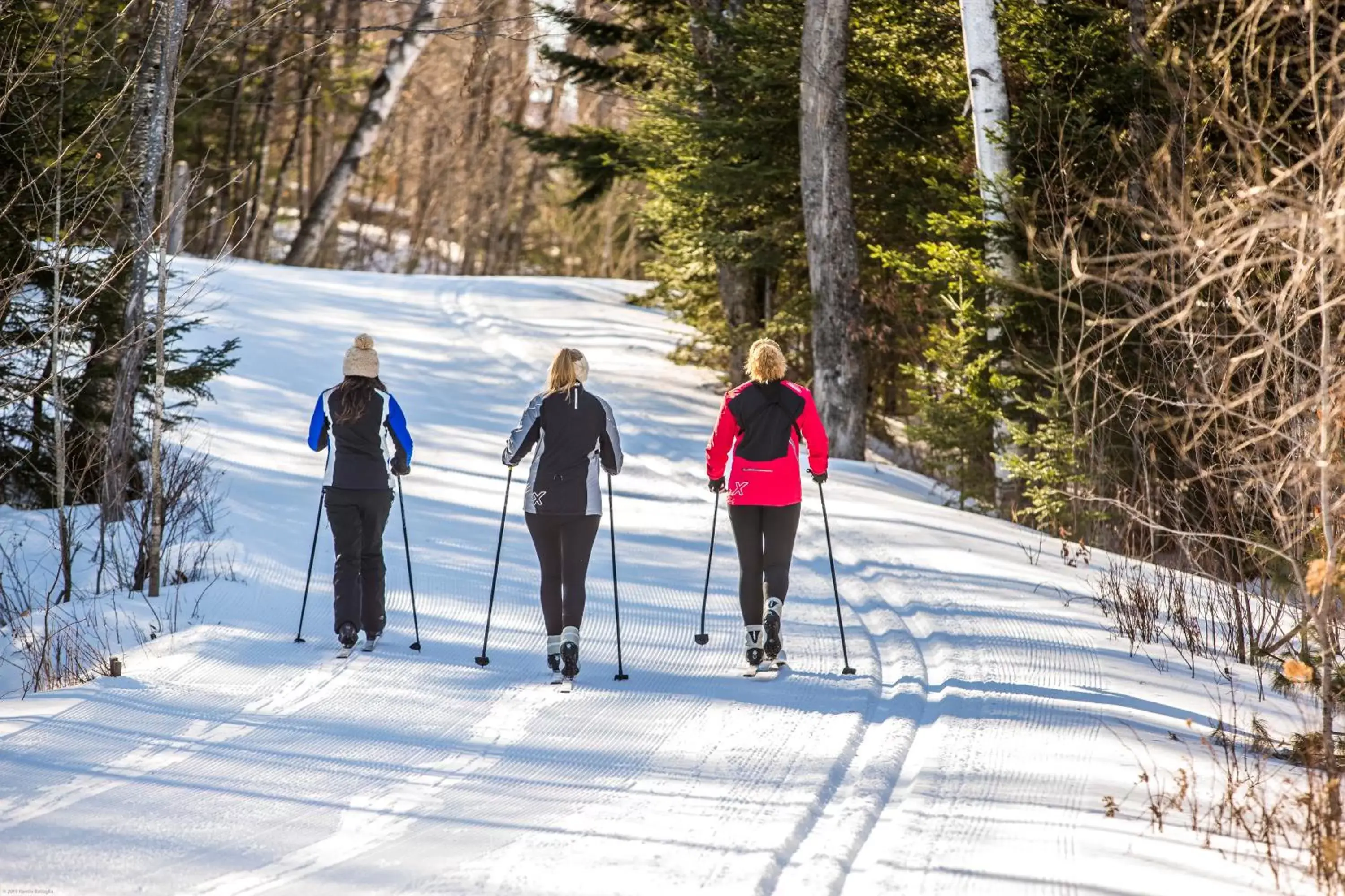 Skiing in Garnet Hill Lodge