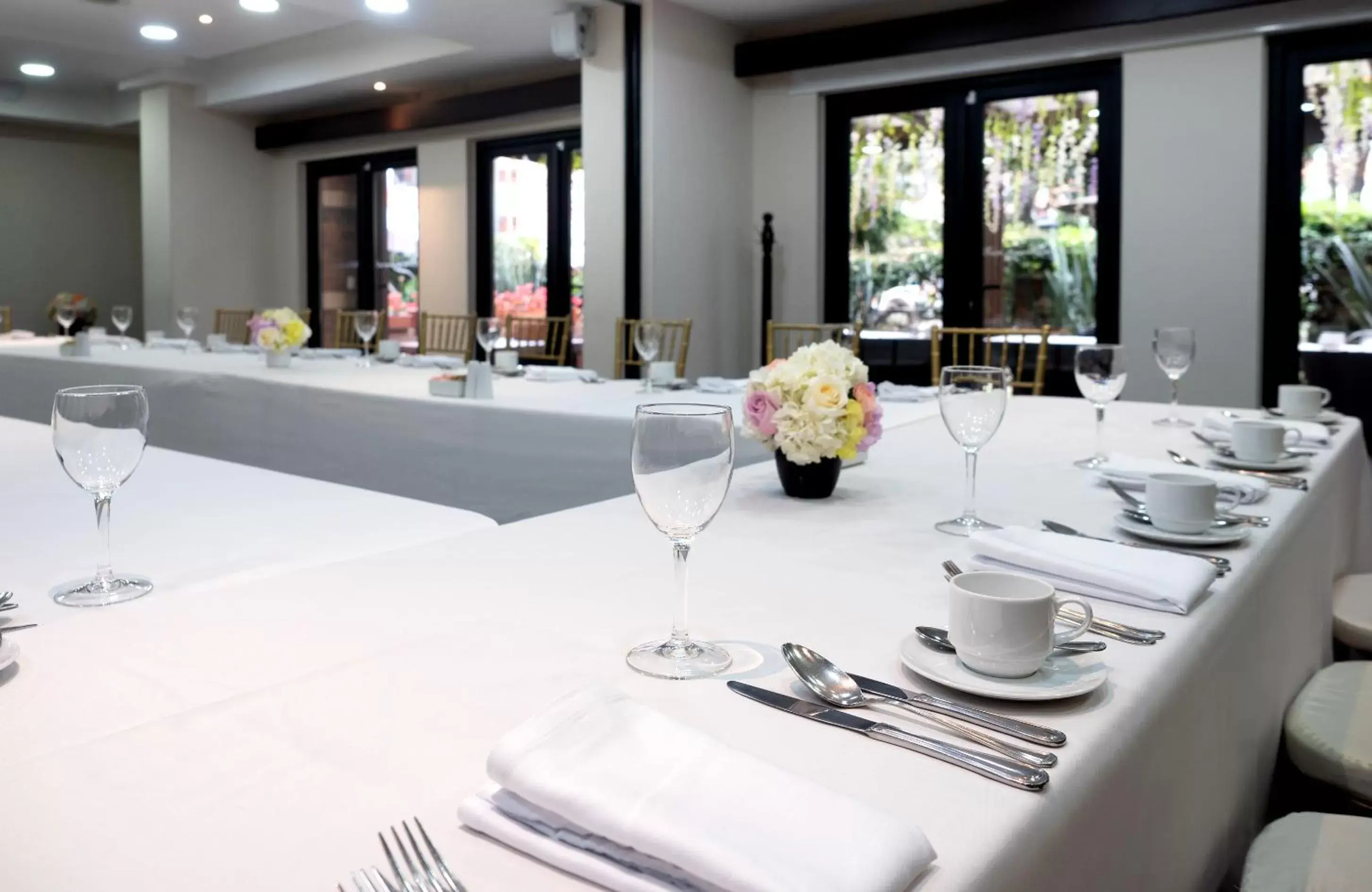 Banquet/Function facilities, Restaurant/Places to Eat in Hotel 101 Park House