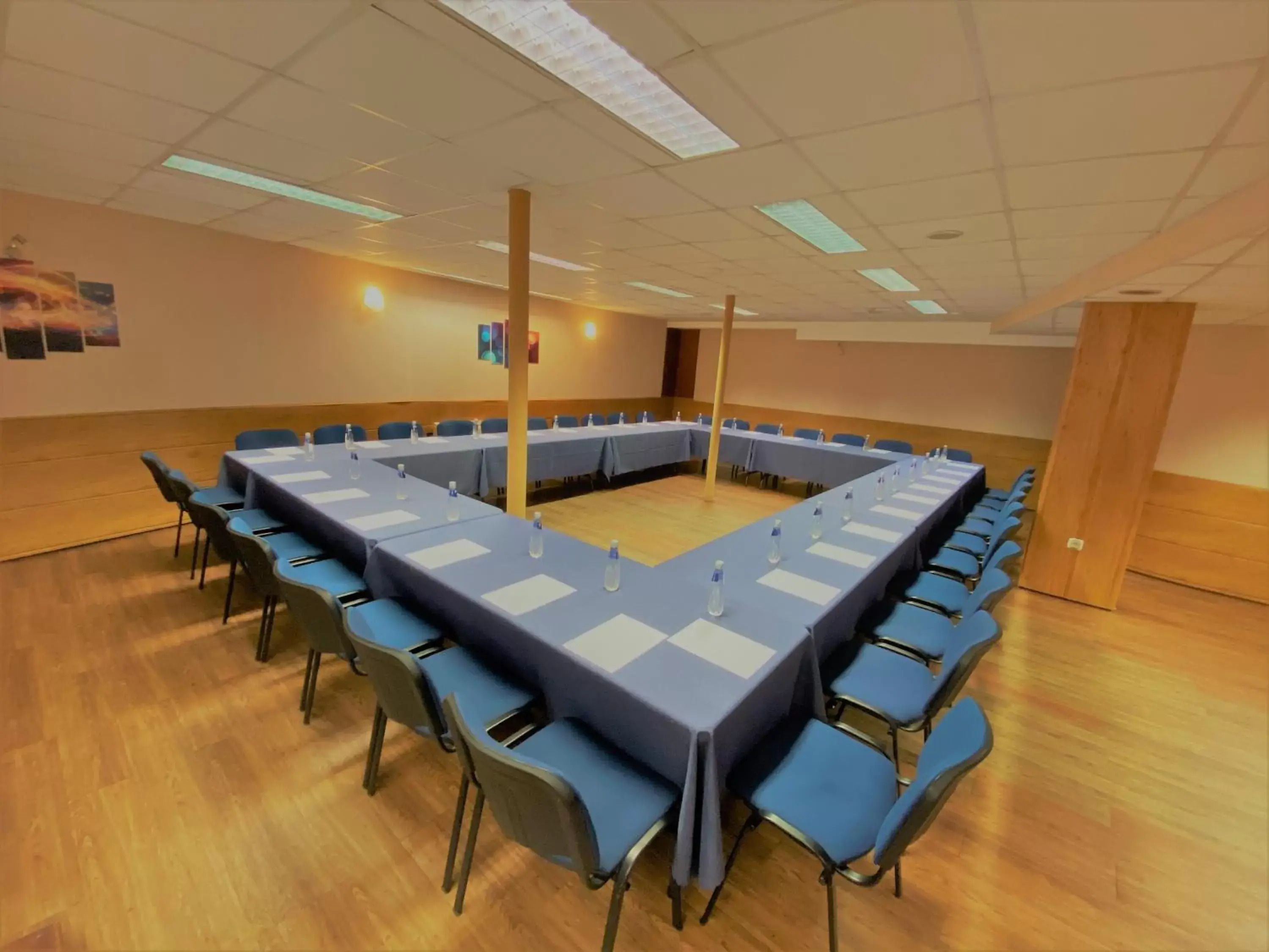 Meeting/conference room in Light Hotel