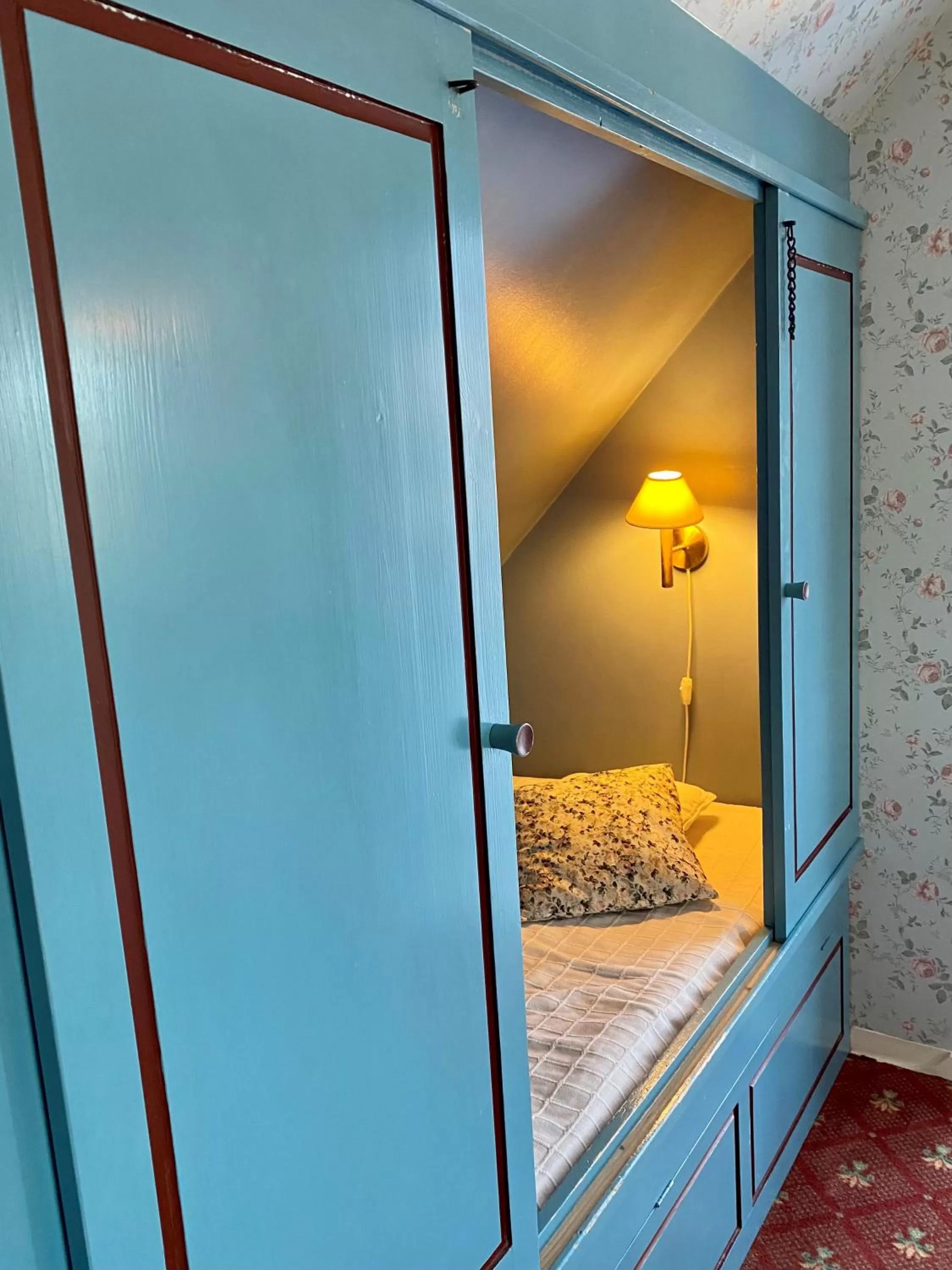 cot, Bed in Svostrup Kro