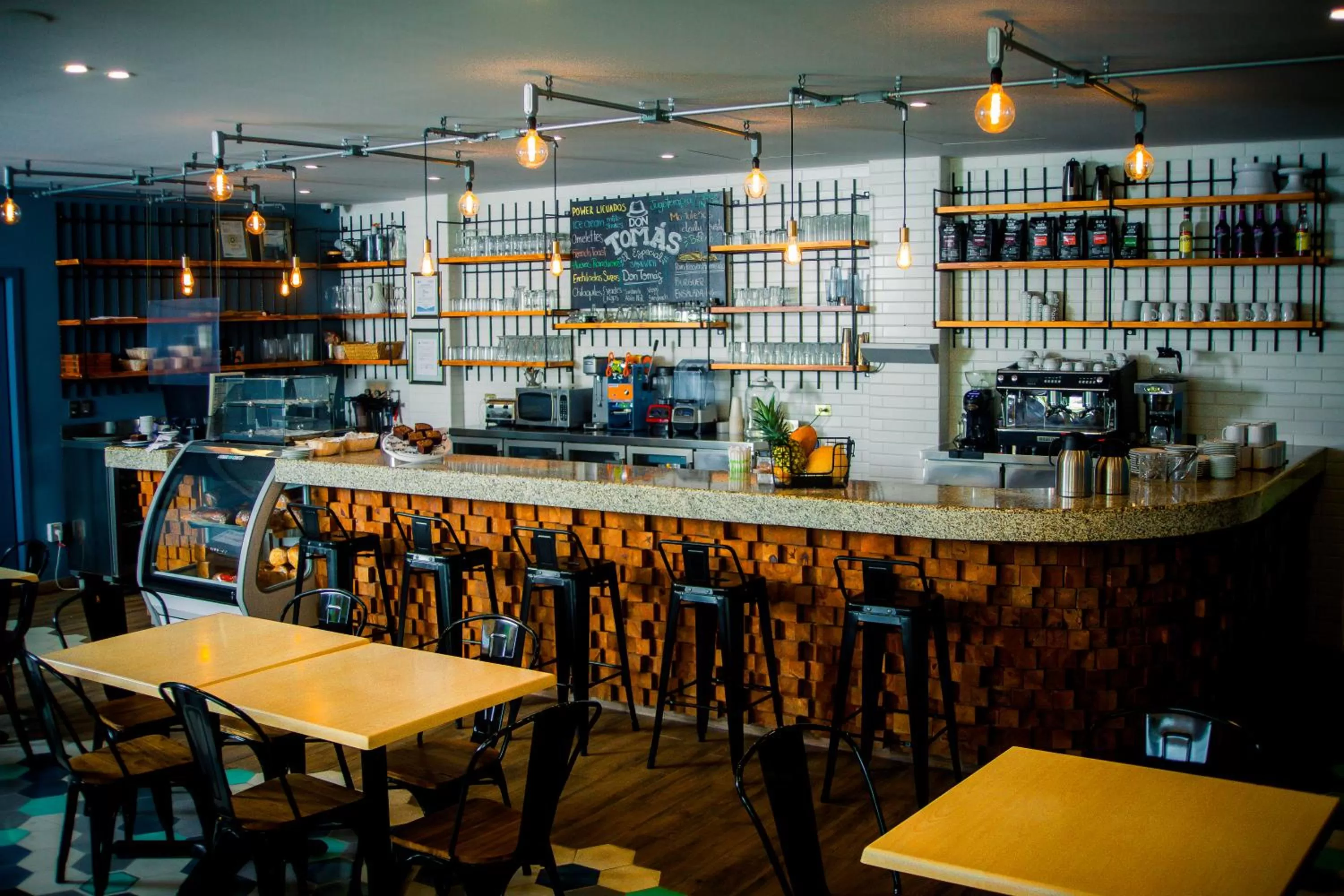 Restaurant/places to eat in Biwa Tulum