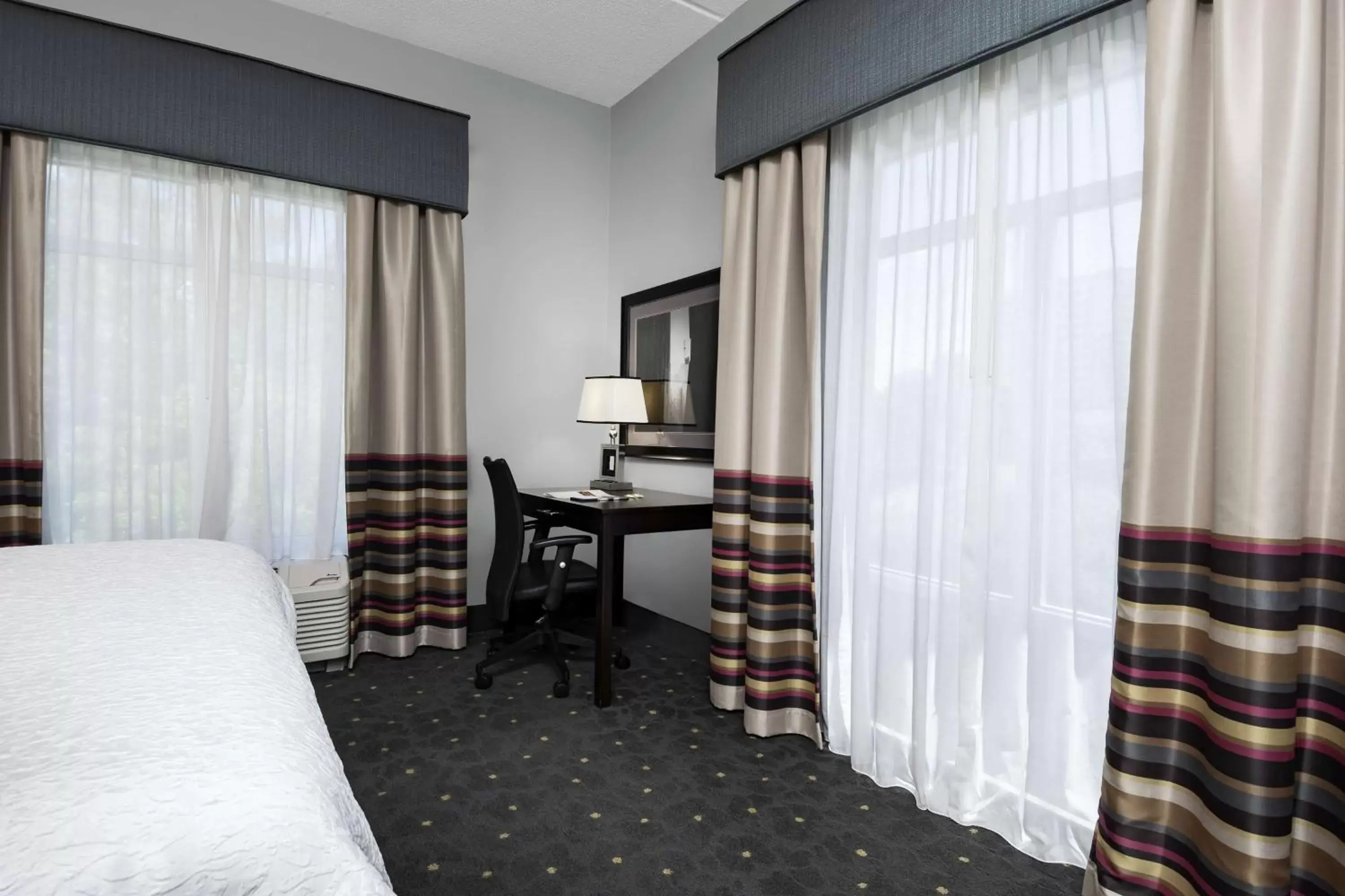 Bedroom in Hampton Inn & Suites - Raleigh Downtown