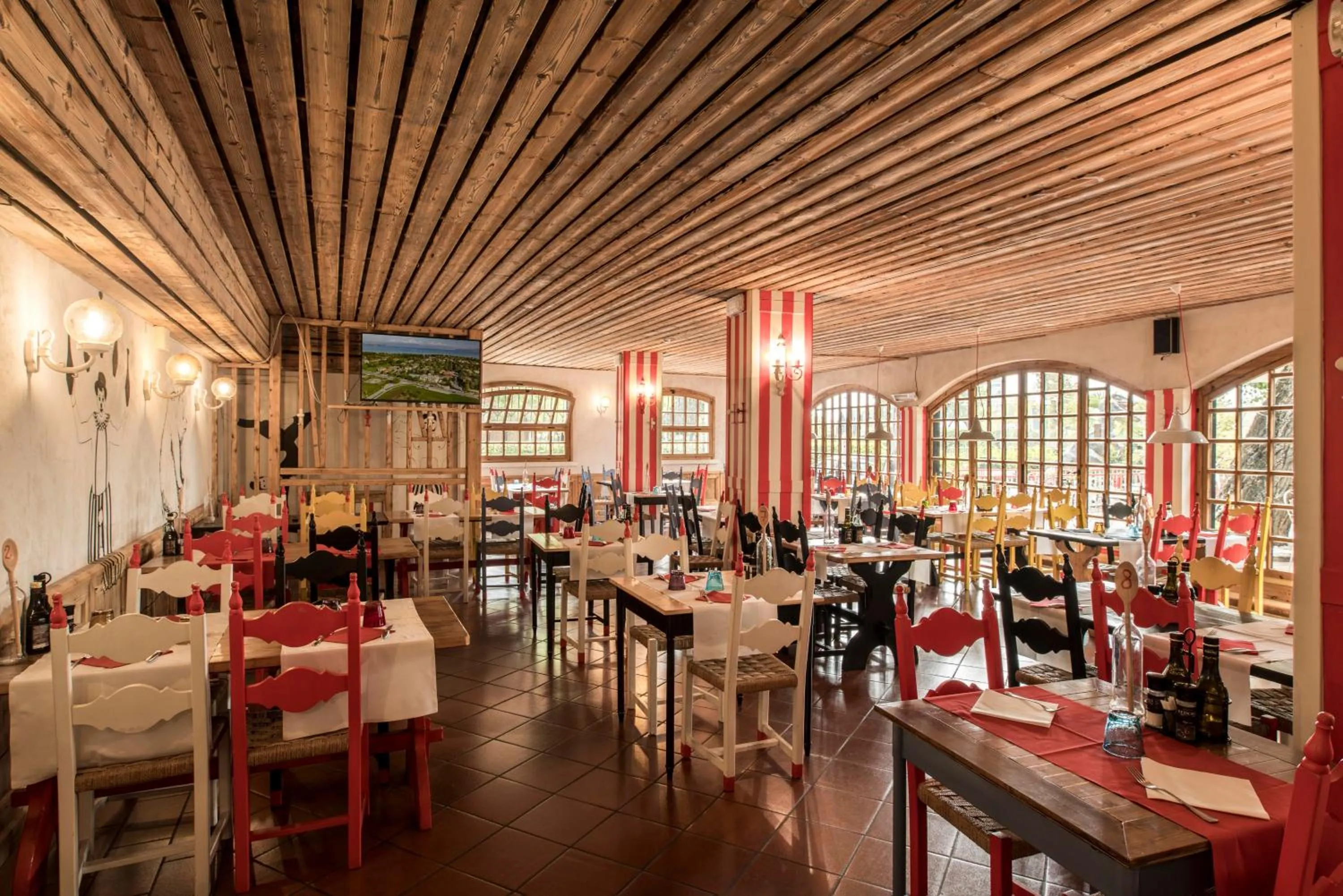 Restaurant/places to eat in Hotel Dogana