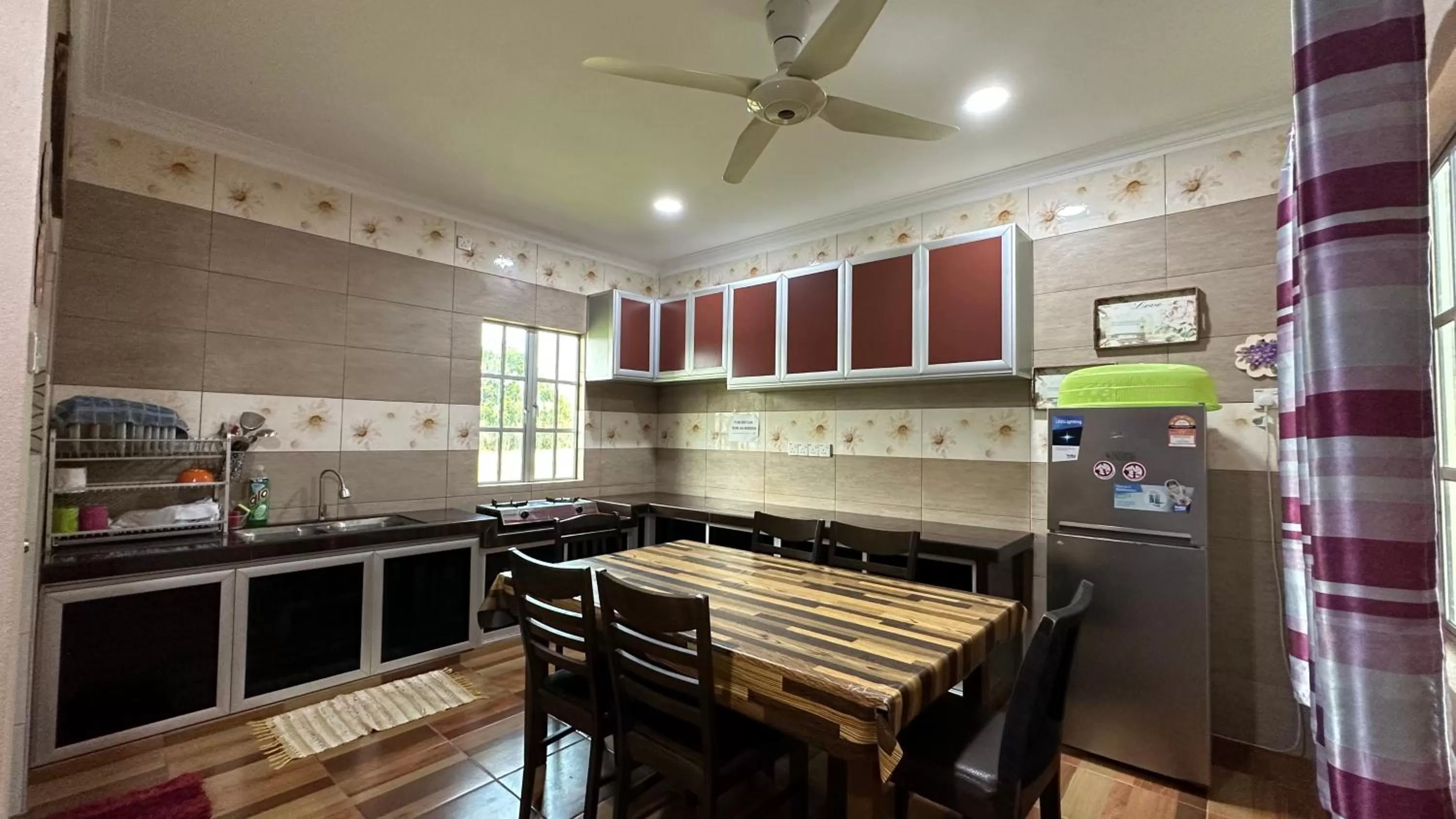 Cenang Room Rahsia Motel