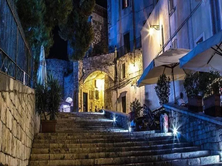 Property Building in Le Scale di Pietra