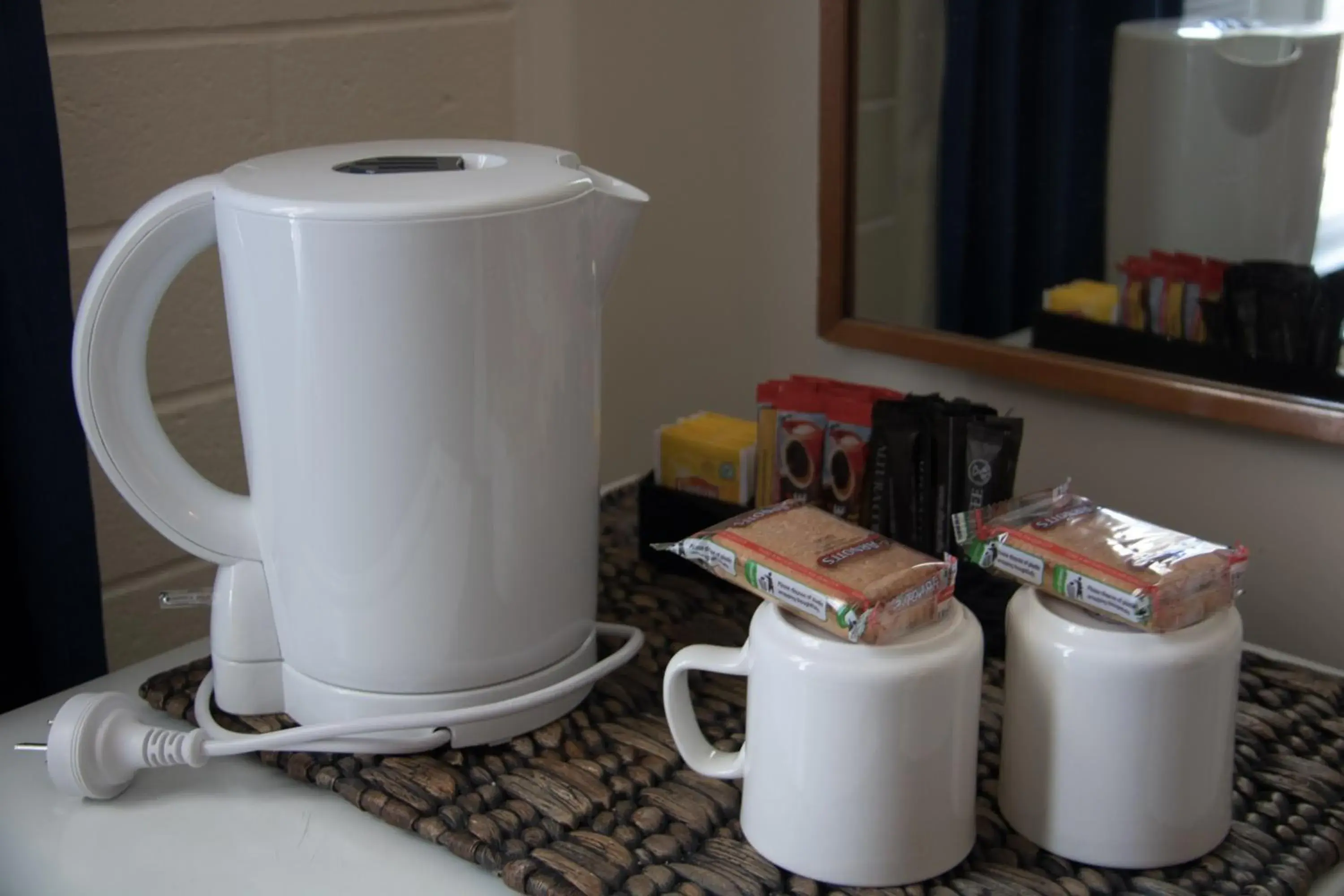 Coffee/Tea Facilities in Lockleys Hotel